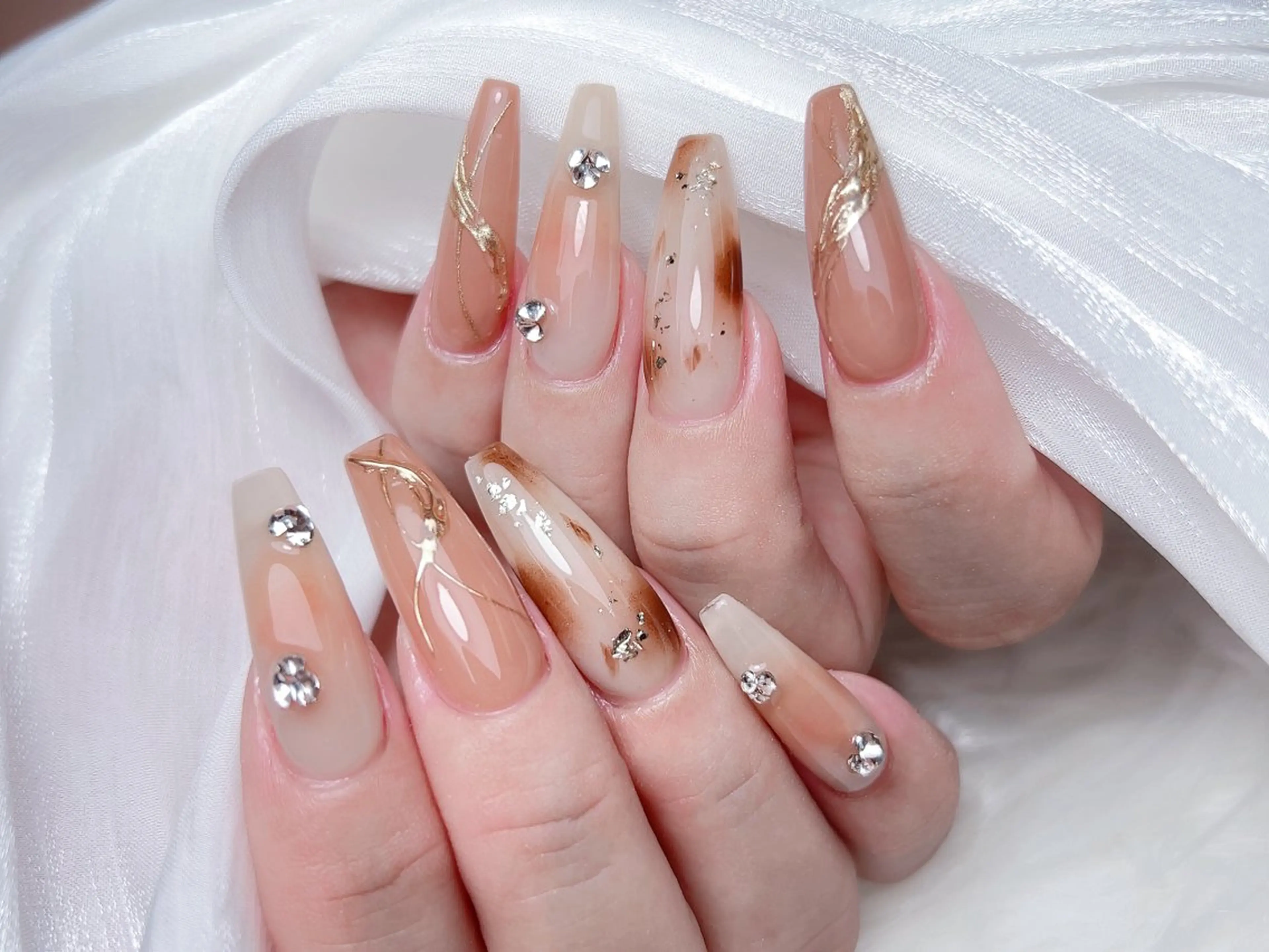ネイル ハンドネイル M🌷nail 長さだし専門店のネイルデザイン