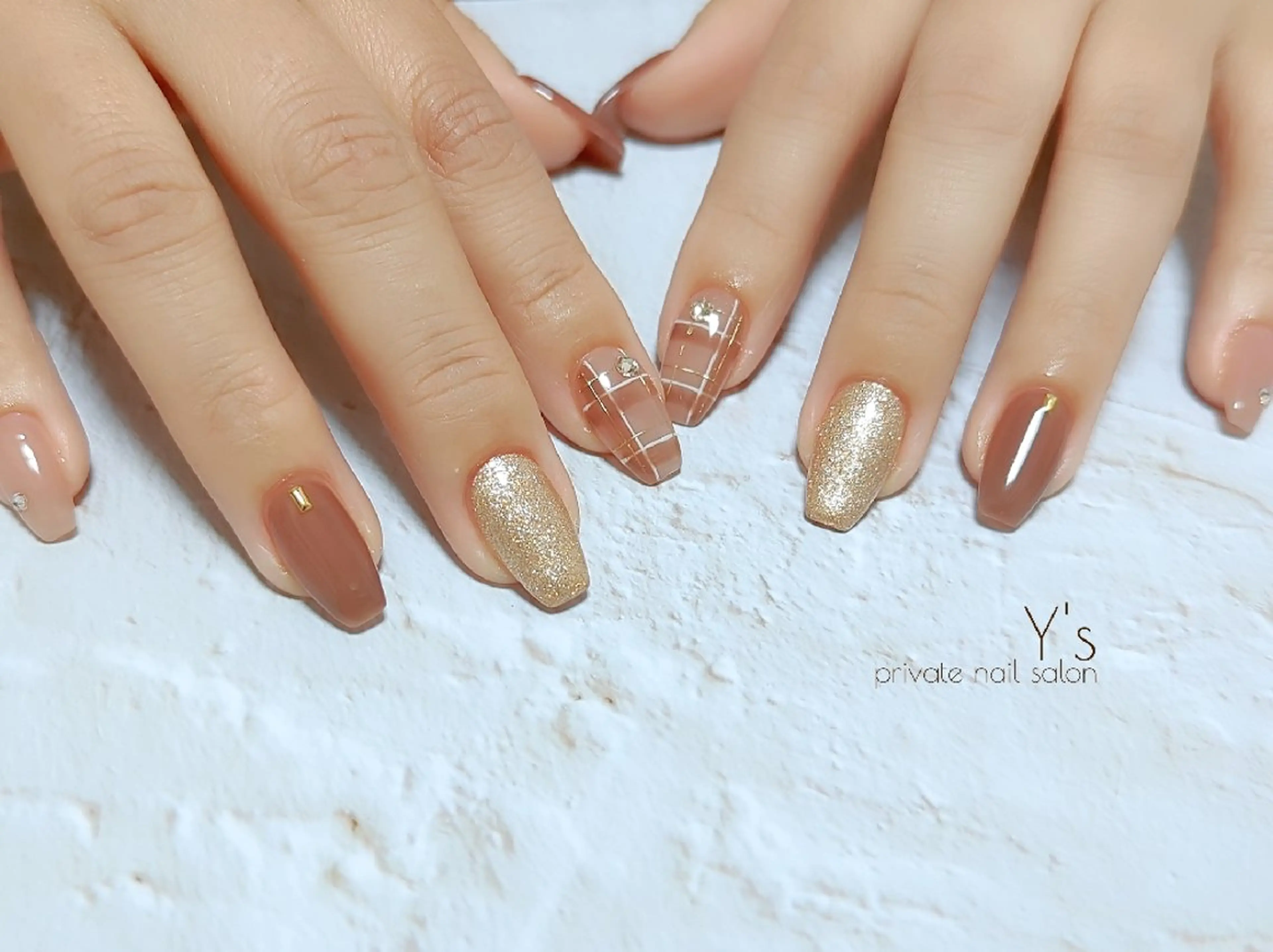 ネイル ハンドネイル YUMI NAGAI  のネイルデザイン