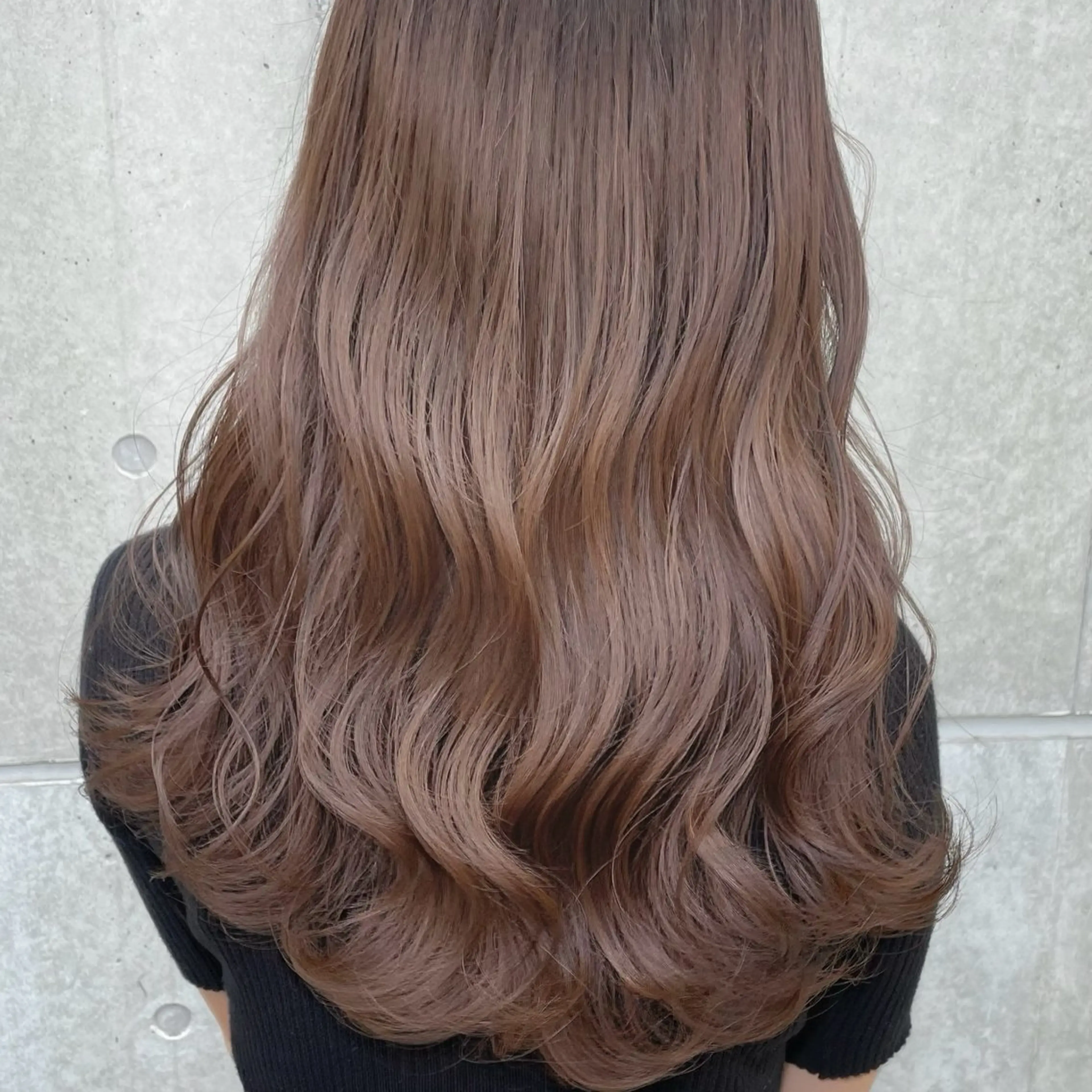 ロング カラー カット ヘアカラー トリートメント ブリーチなし 暖色カラー/井上あいのヘアスタイル