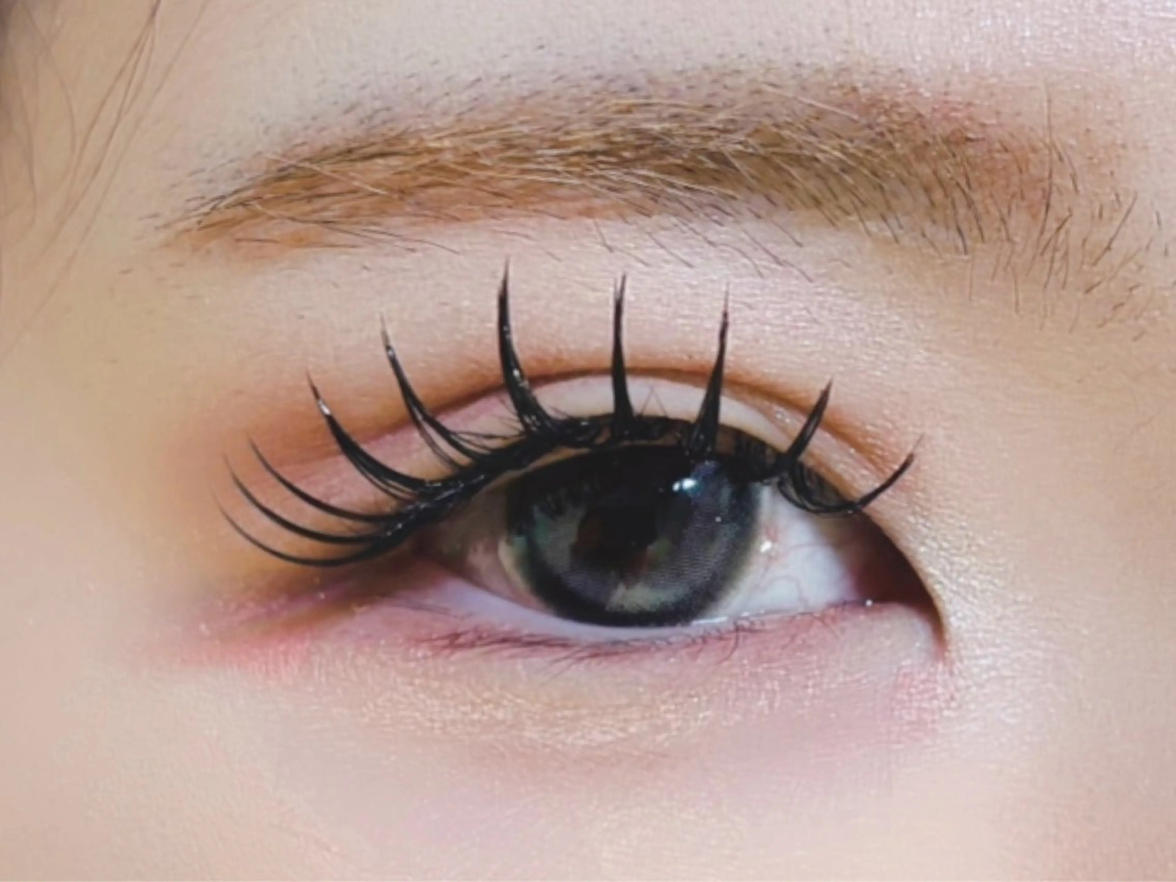 マツエク・マツパ 付け放題 バインドロック 束感まつ毛 フラットラッシュ パリジェンヌラッシュリフト マツエク リナ アメ村のマツエク・マツパデザイン