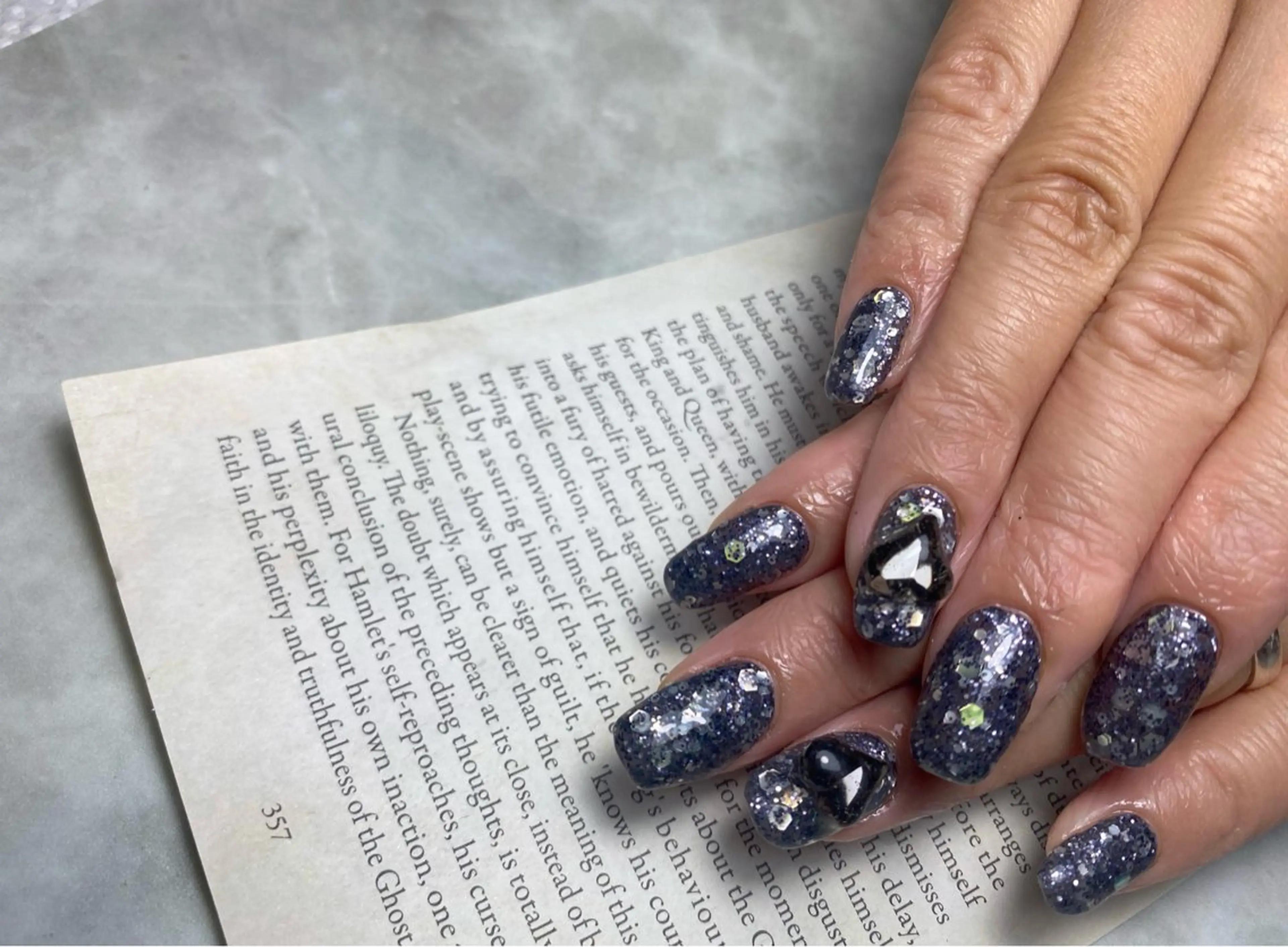 ネイル ハンドネイル 🌿Charme🌿 MAIのネイルデザイン