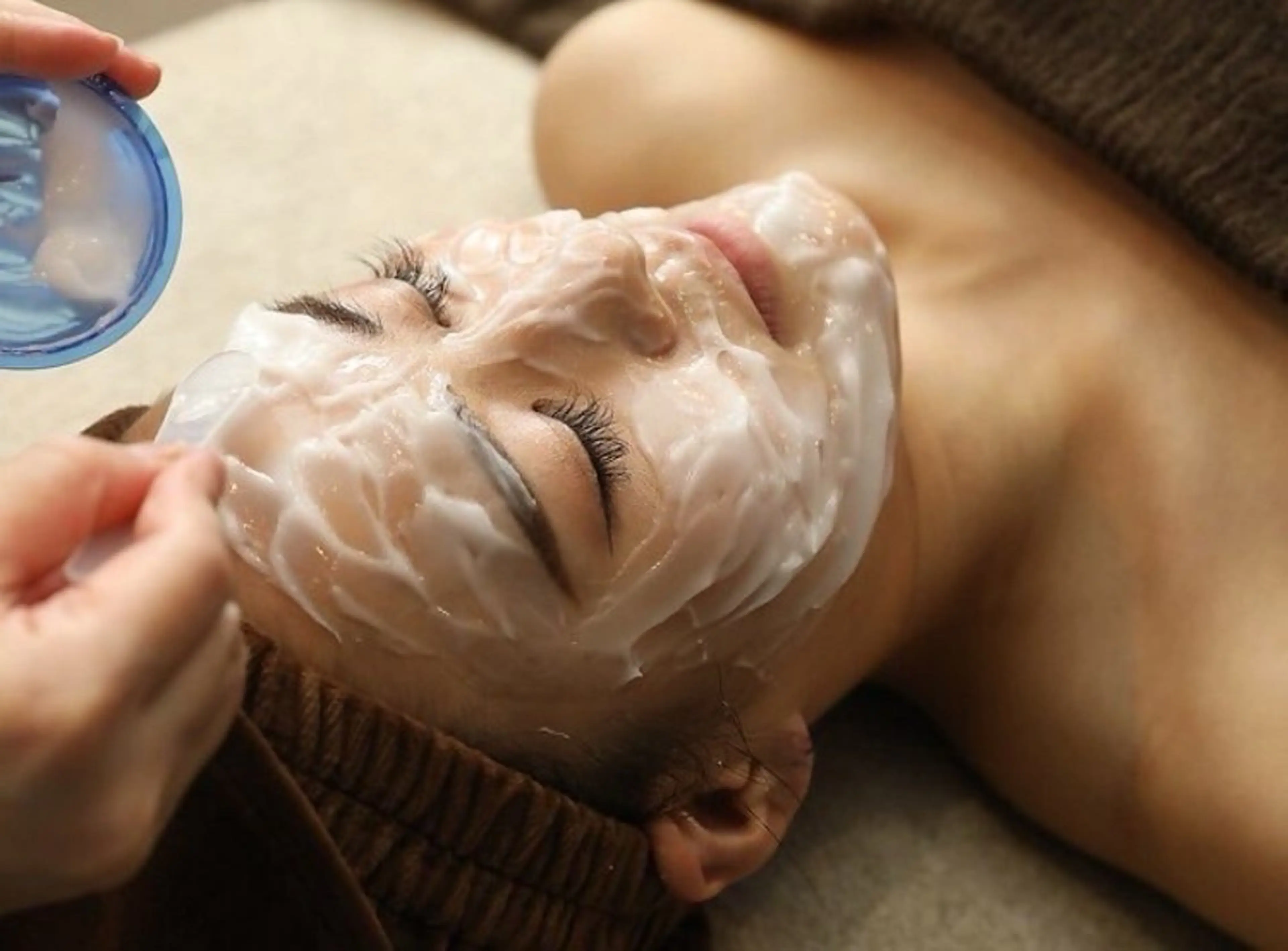 【高保湿.美白ケア】水素パック+生VC &生プラセンタを贅沢たっぷりとポレーション導入！ツヤツヤプルプルお肌へ✨の写真