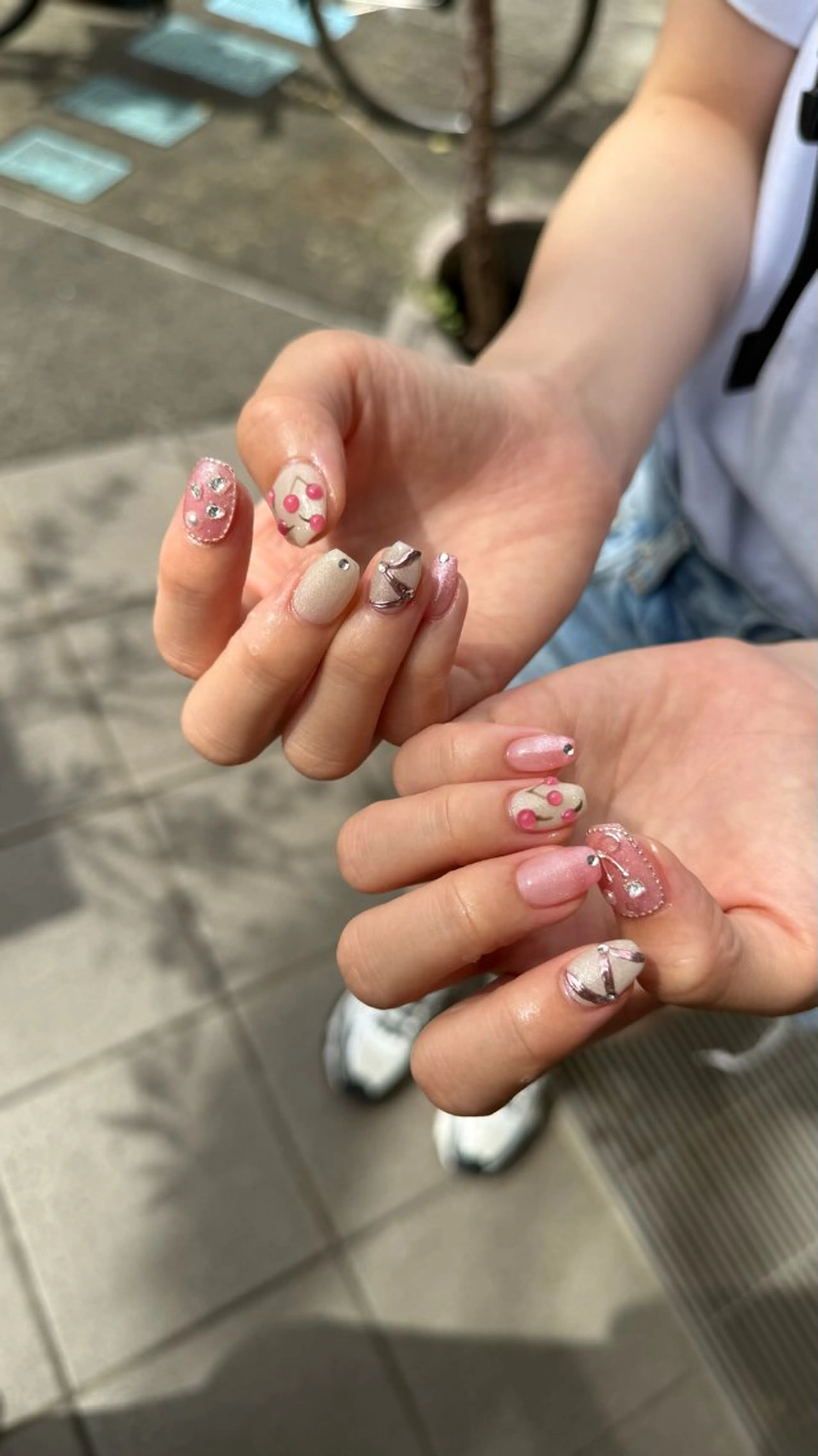 ネイル ハンドネイル nailscue hinonのネイルデザイン