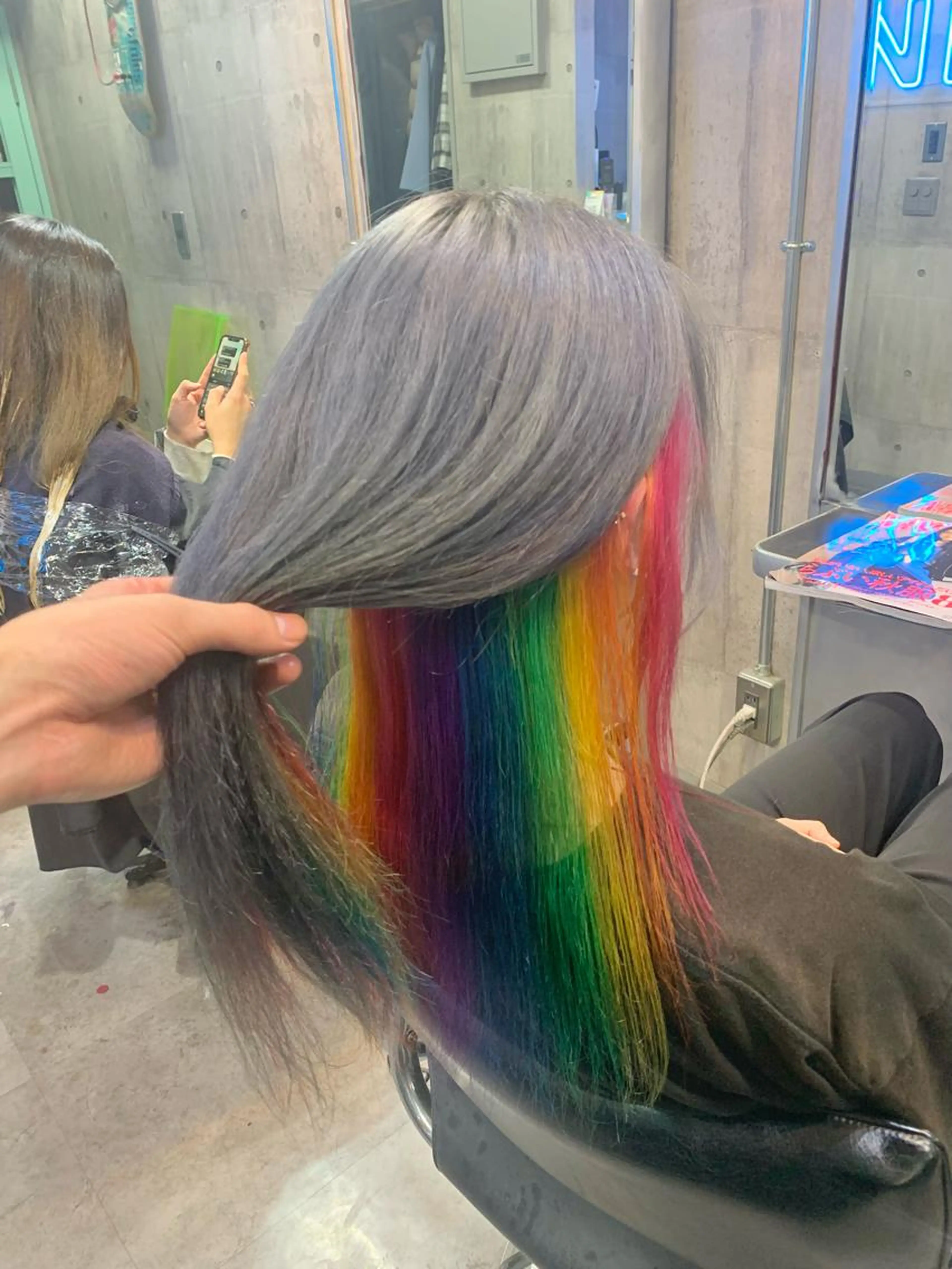 (ブリーチ無し)🦄インナーユニコーンカラー🦄(すでにブリーチベースのある方)3色までの写真