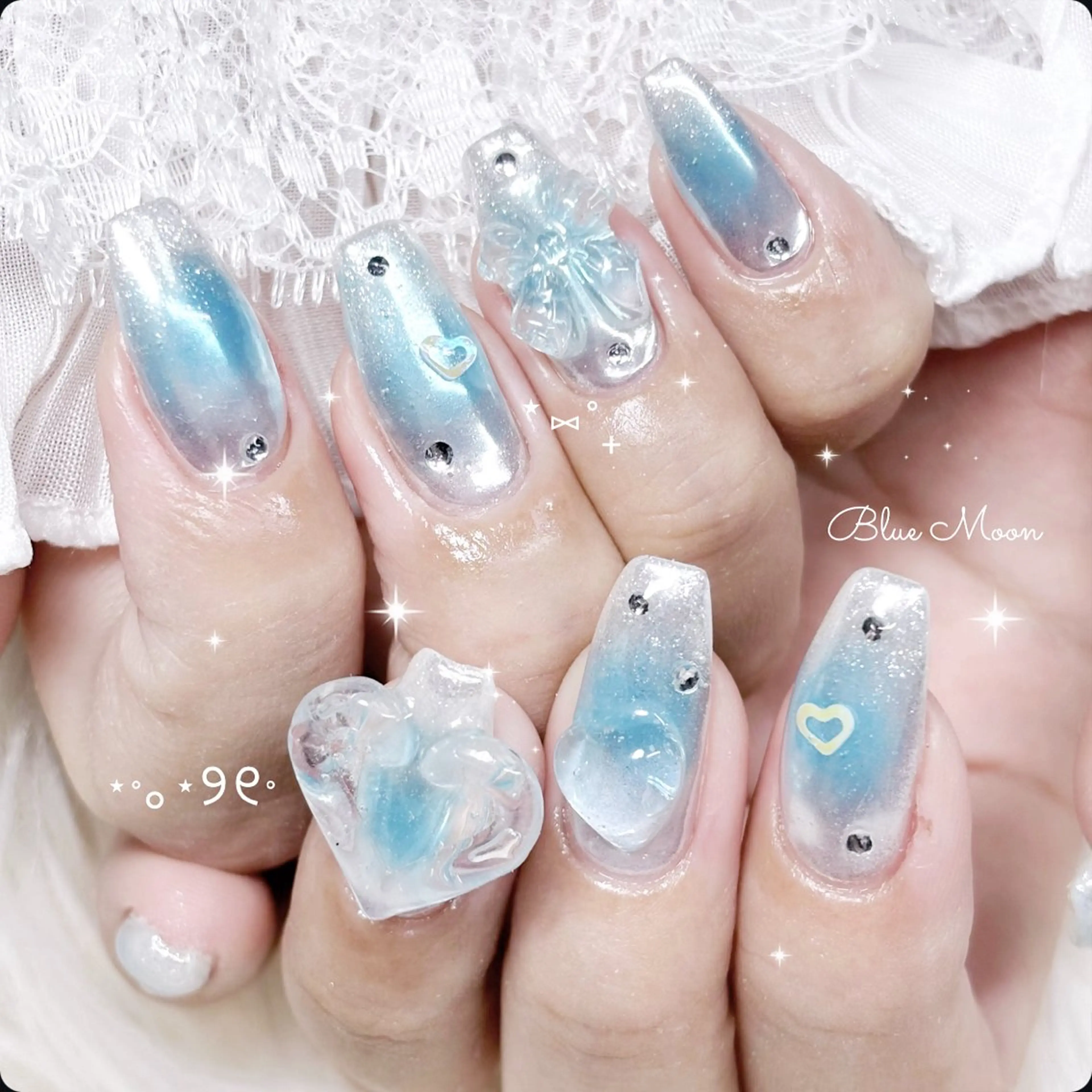 ネイル ハート ミラーネイル リボン ハンドネイル フットネイル ハンドケア nail salon Blue Moonのネイルデザイン