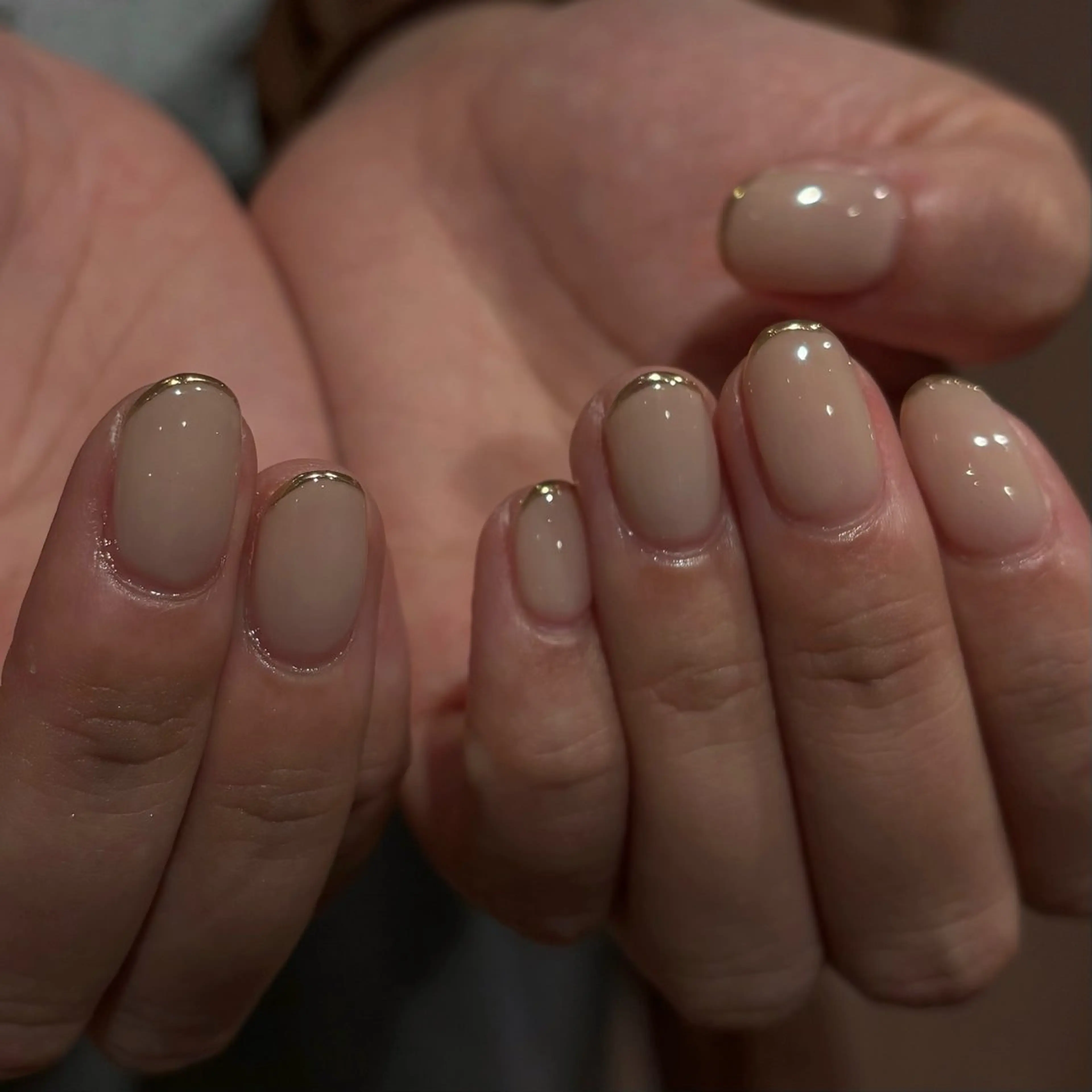 ネイル ゴールド ミラーネイル オフィスネイル シンプルネイル ハンドネイル Bianca名駅店 安田のネイルデザイン