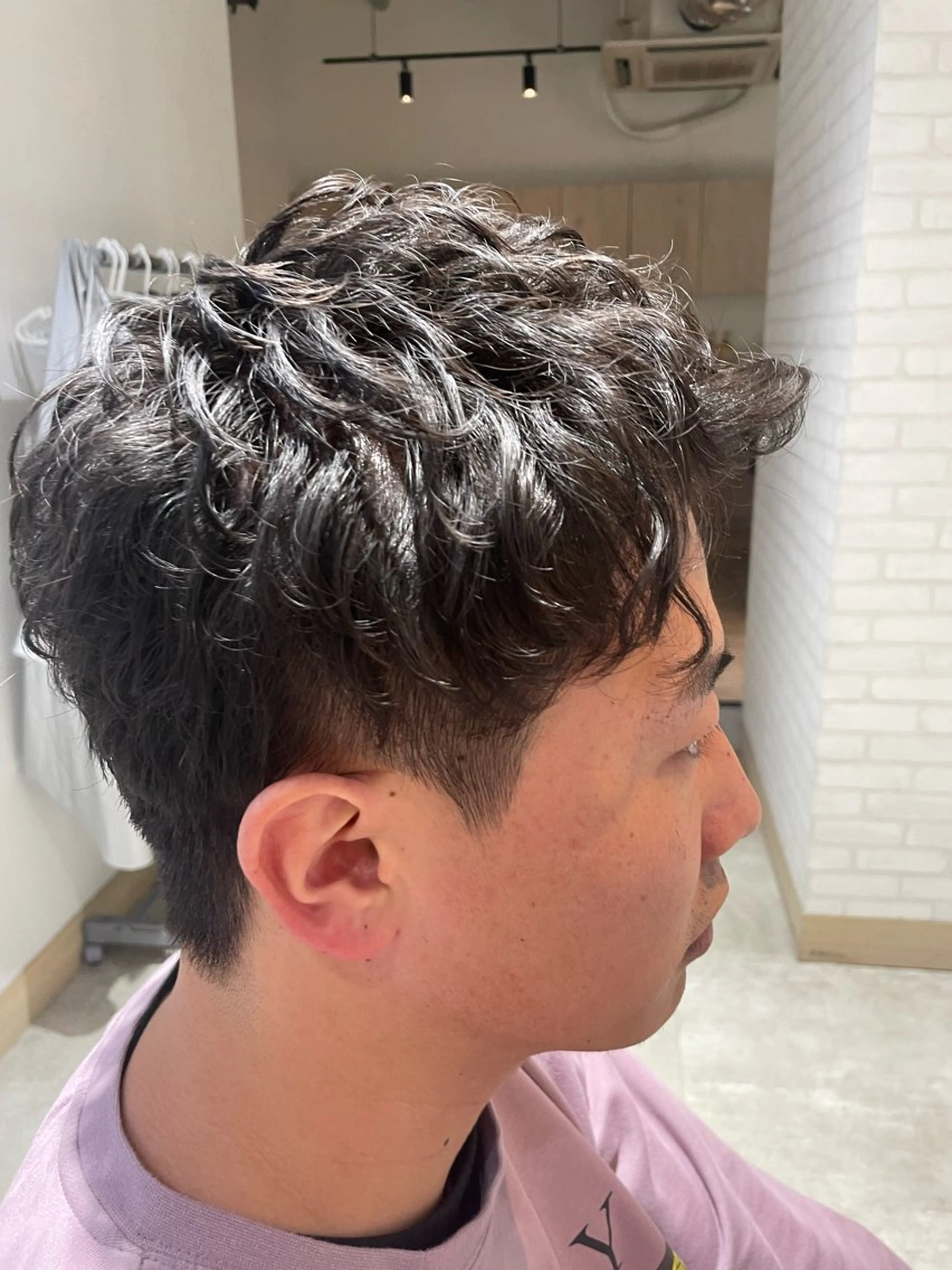 パーマ 日高 拓磨のヘアスタイル