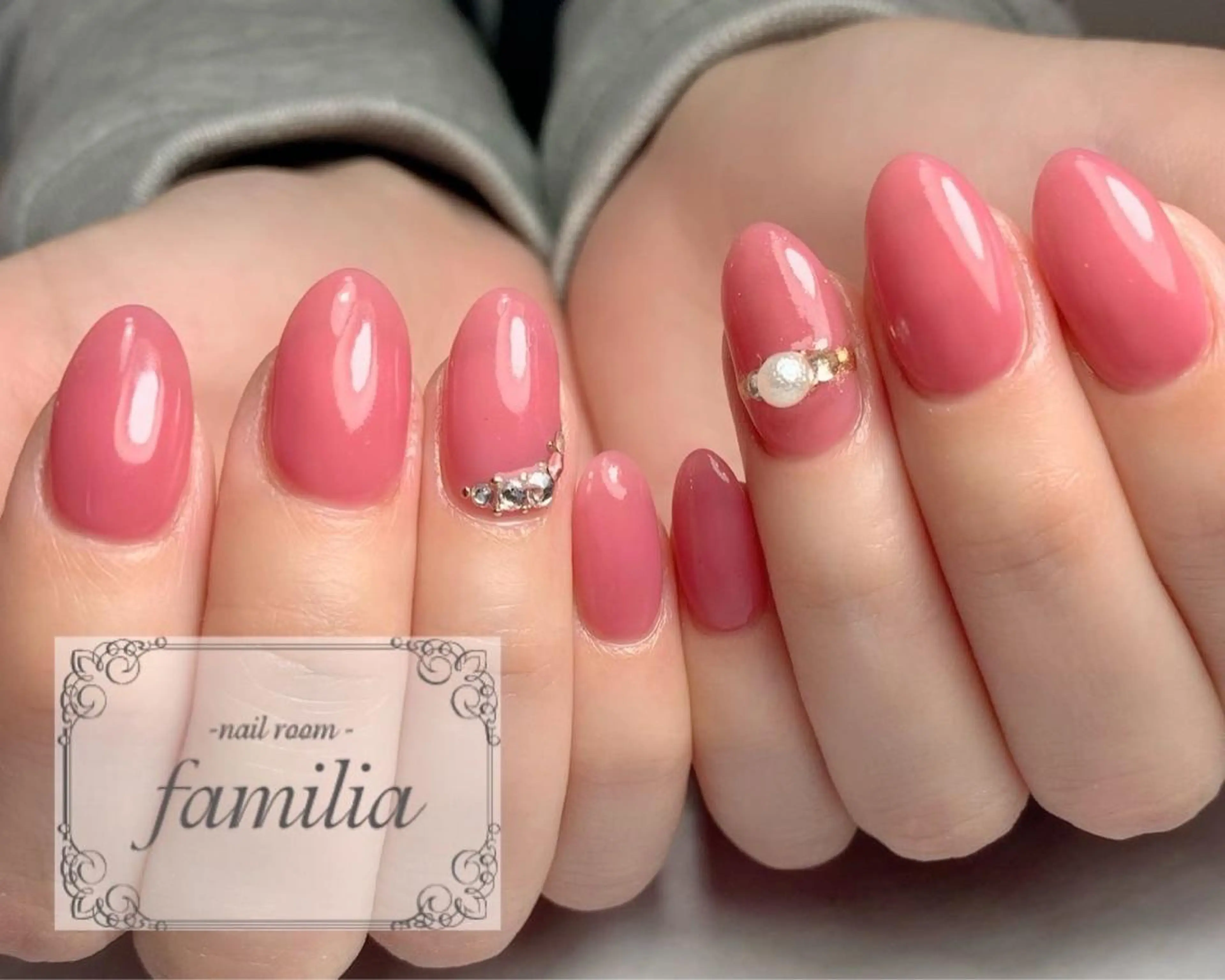 ネイル -nailroom- familiaのネイルデザイン