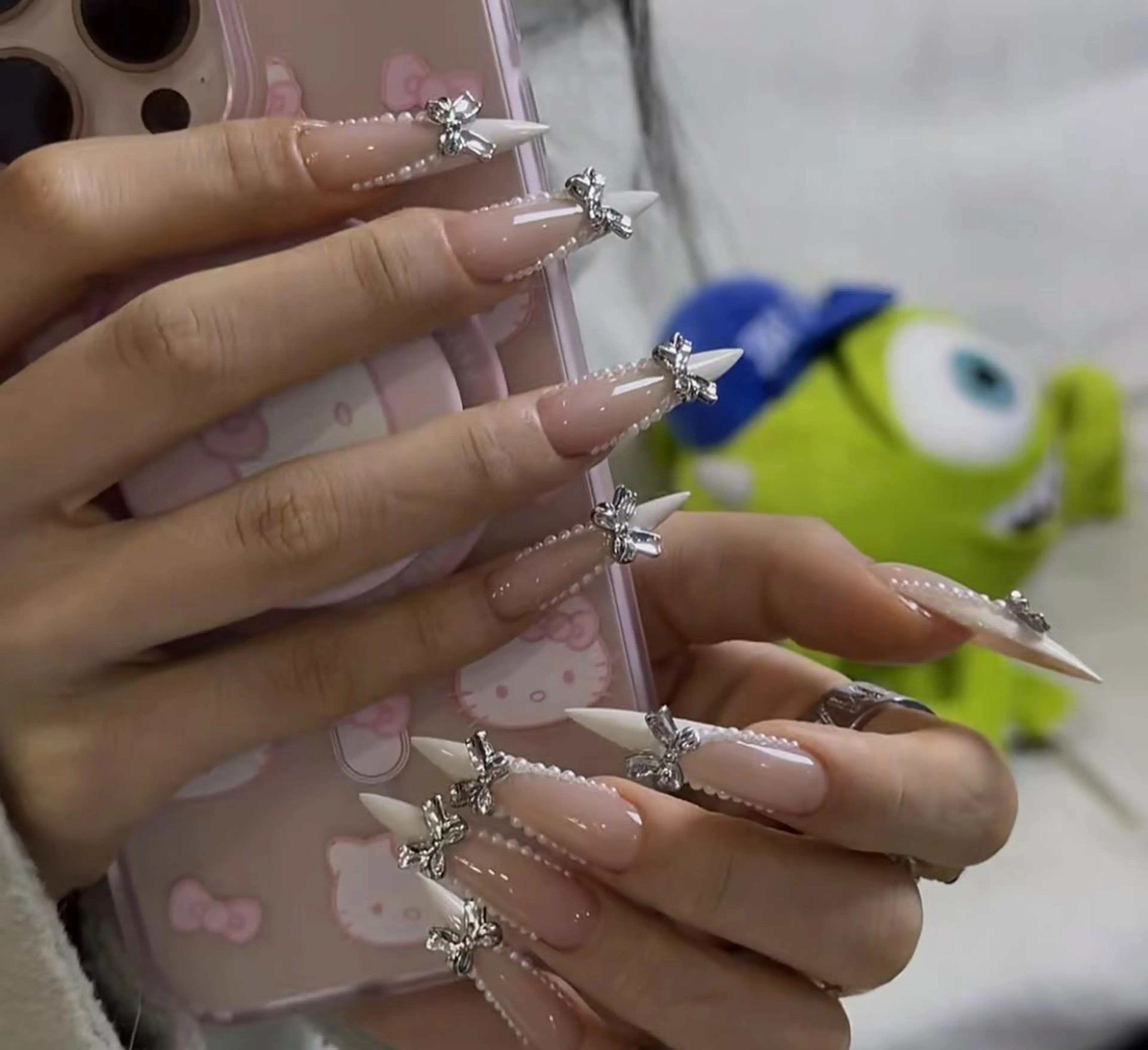 ネイル ハンドネイル 🎀 Ayaka_nailのネイルデザイン