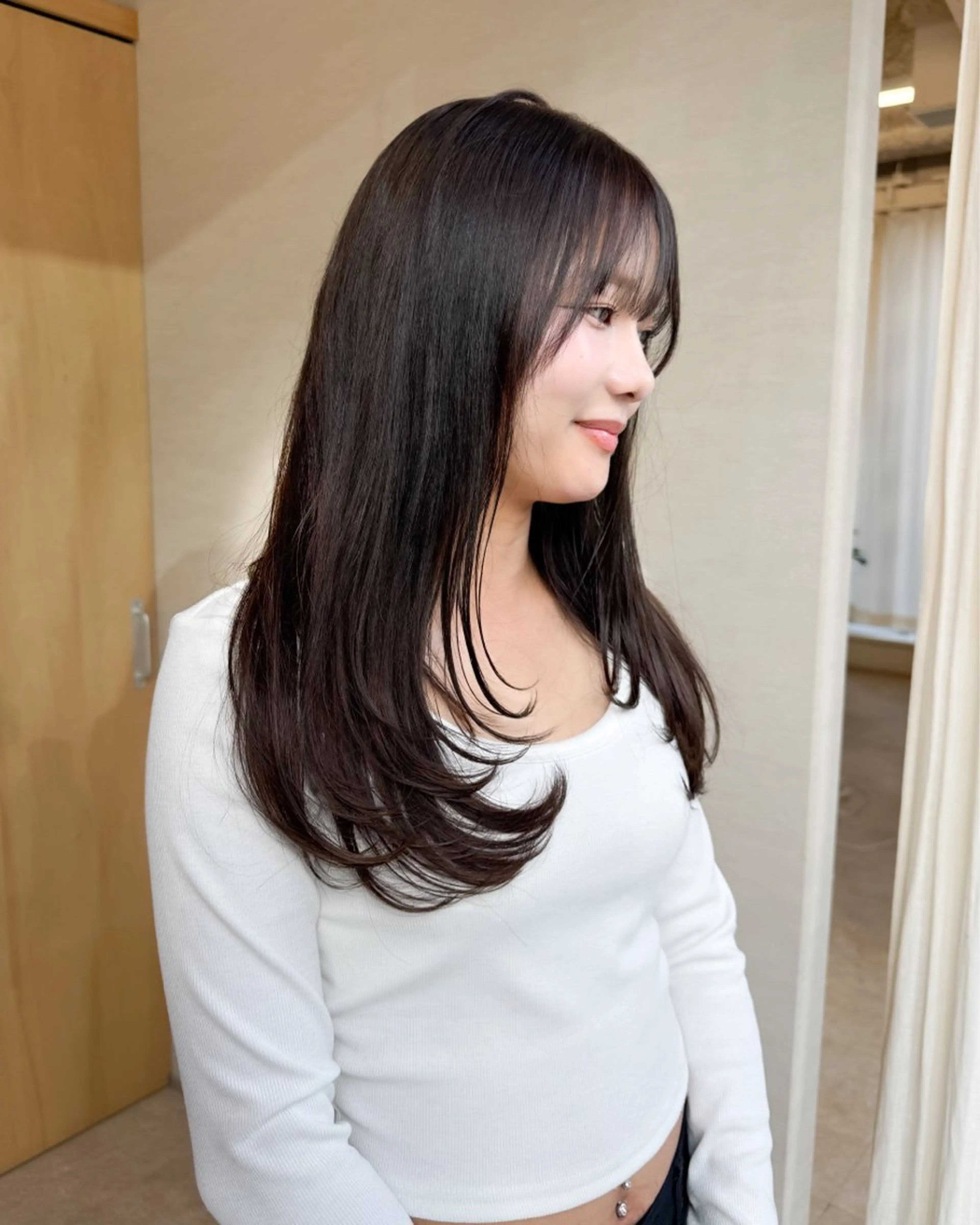 ロング カラー アッシュ アッシュグレー ヘアカラー トリートメント 透明感カラー ブリーチ/ 大村勇人のヘアスタイル