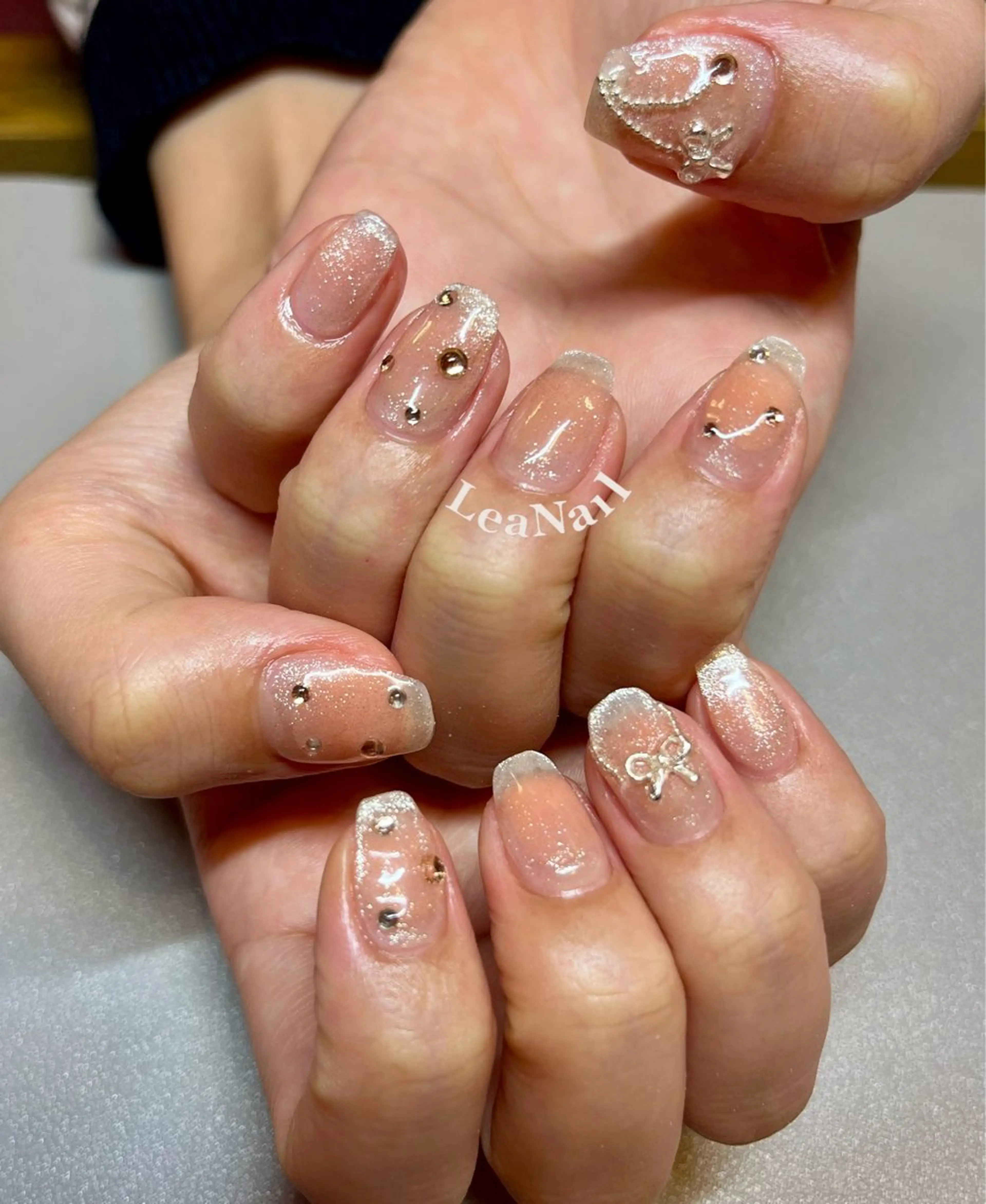 ネイル チークネイル マグネットネイル リボン Lea Nailのネイルデザイン