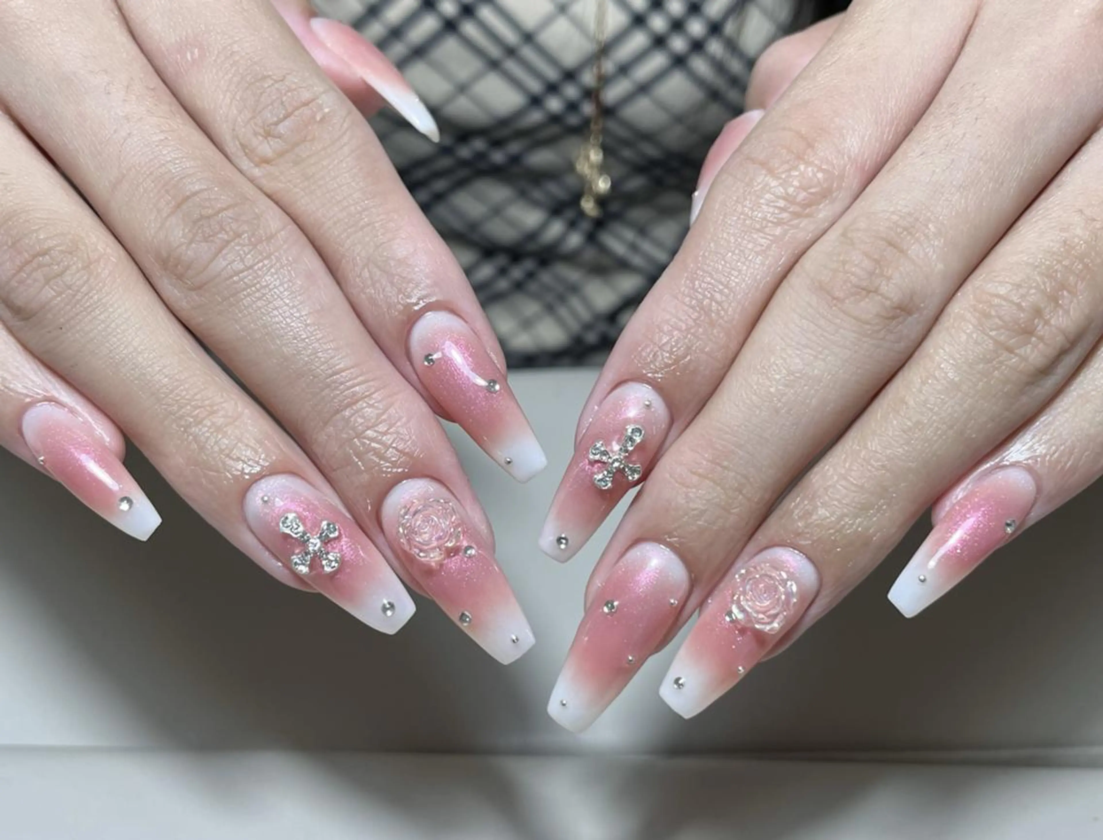 ネイル ハンドネイル ハンドケア 🍑 momo_nailのネイルデザイン