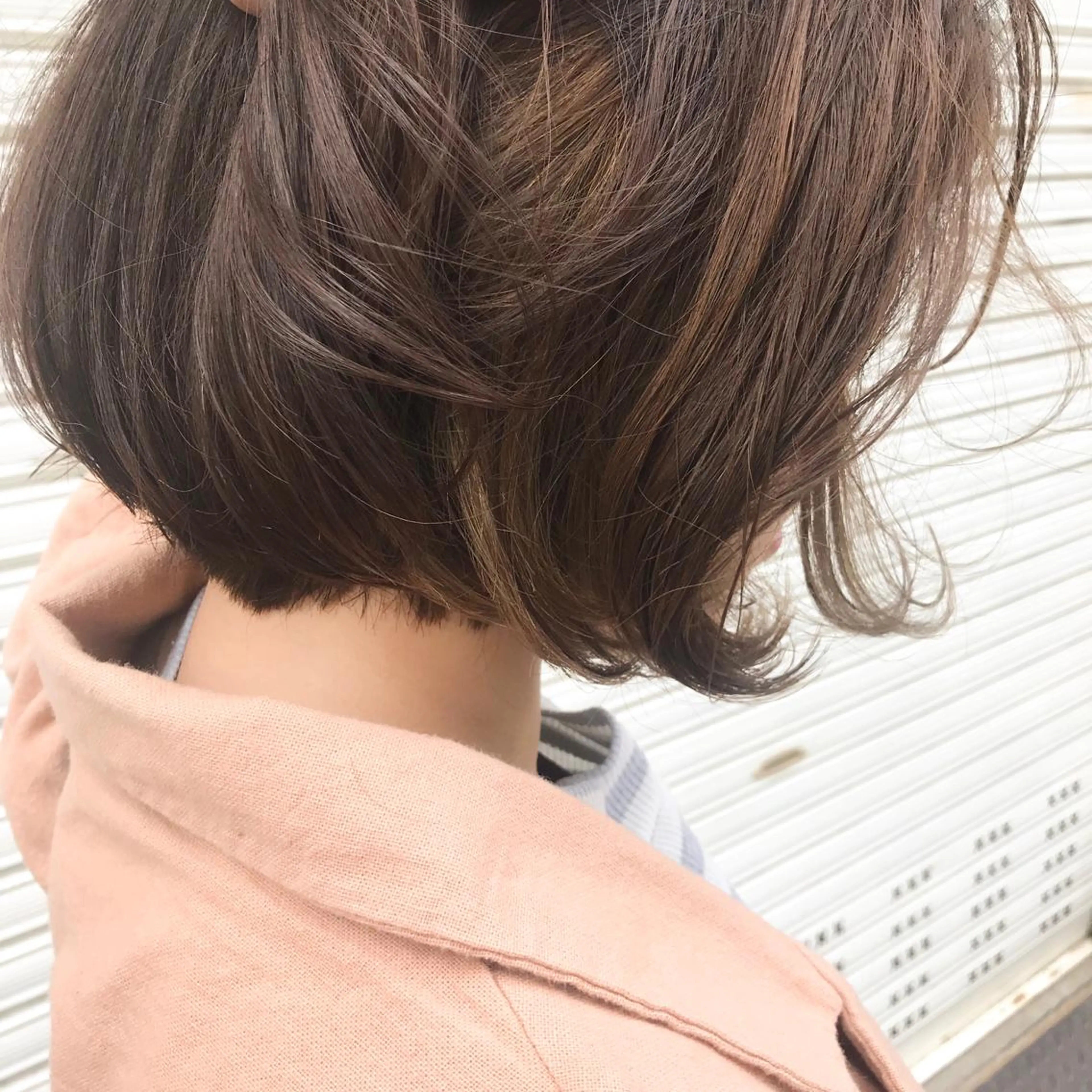 ショート カラー ベージュカラー インナーカラー 【似合わせカット】 松尾一気のヘアスタイル