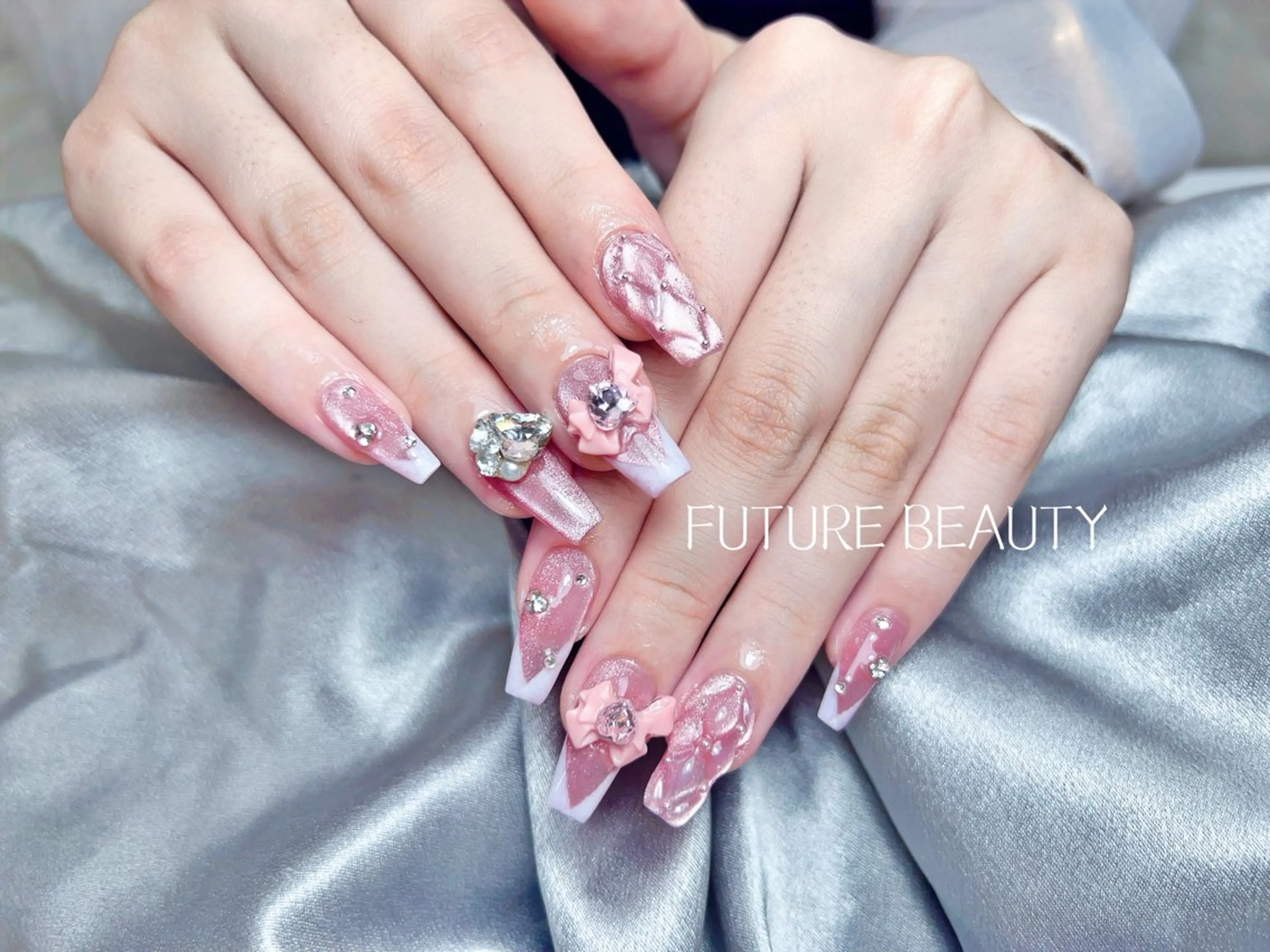 ネイル ハンドネイル ハンドケア FUTURE BEAUTYのネイルデザイン