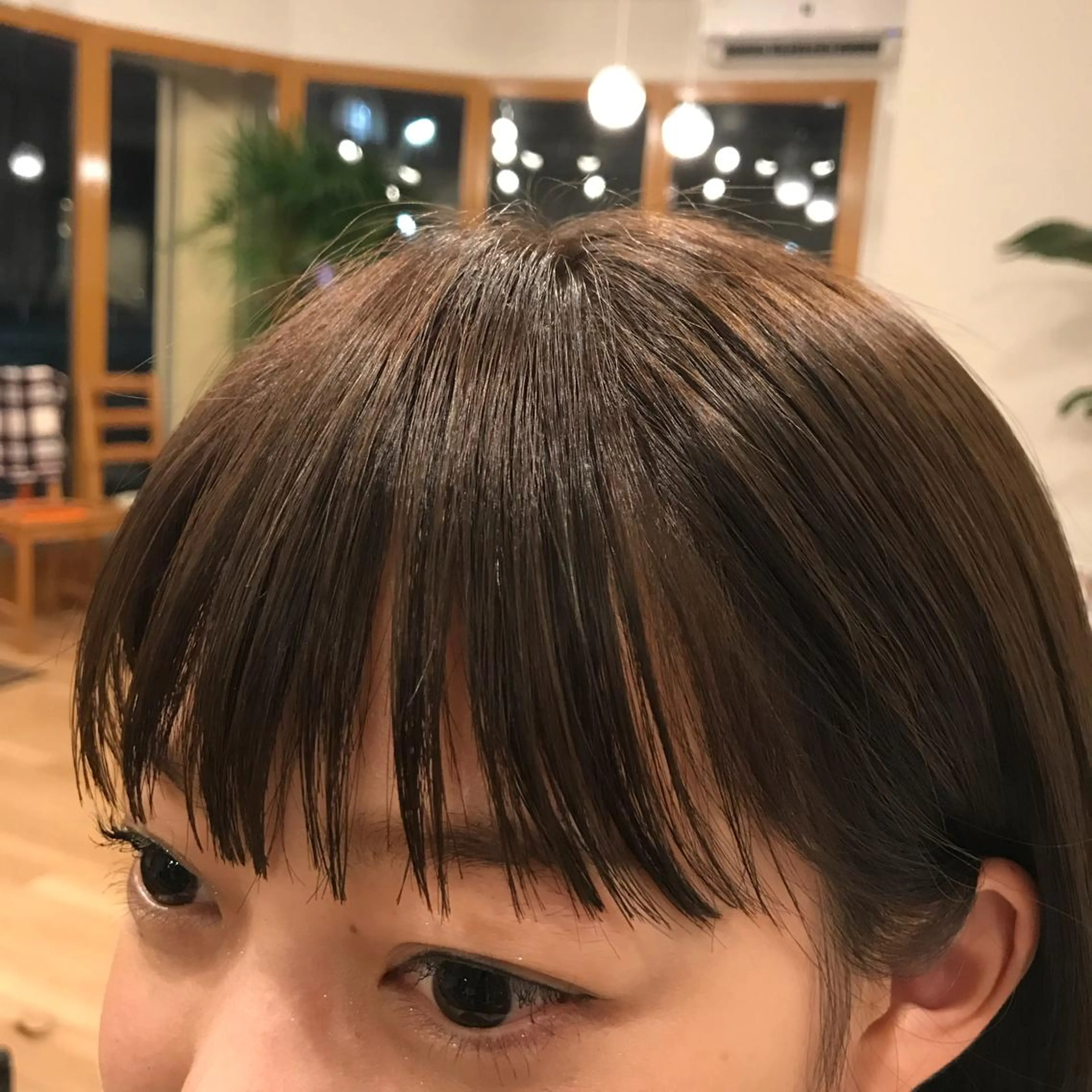 ショート カラー シースルーバング 小西 裕大のヘアスタイル