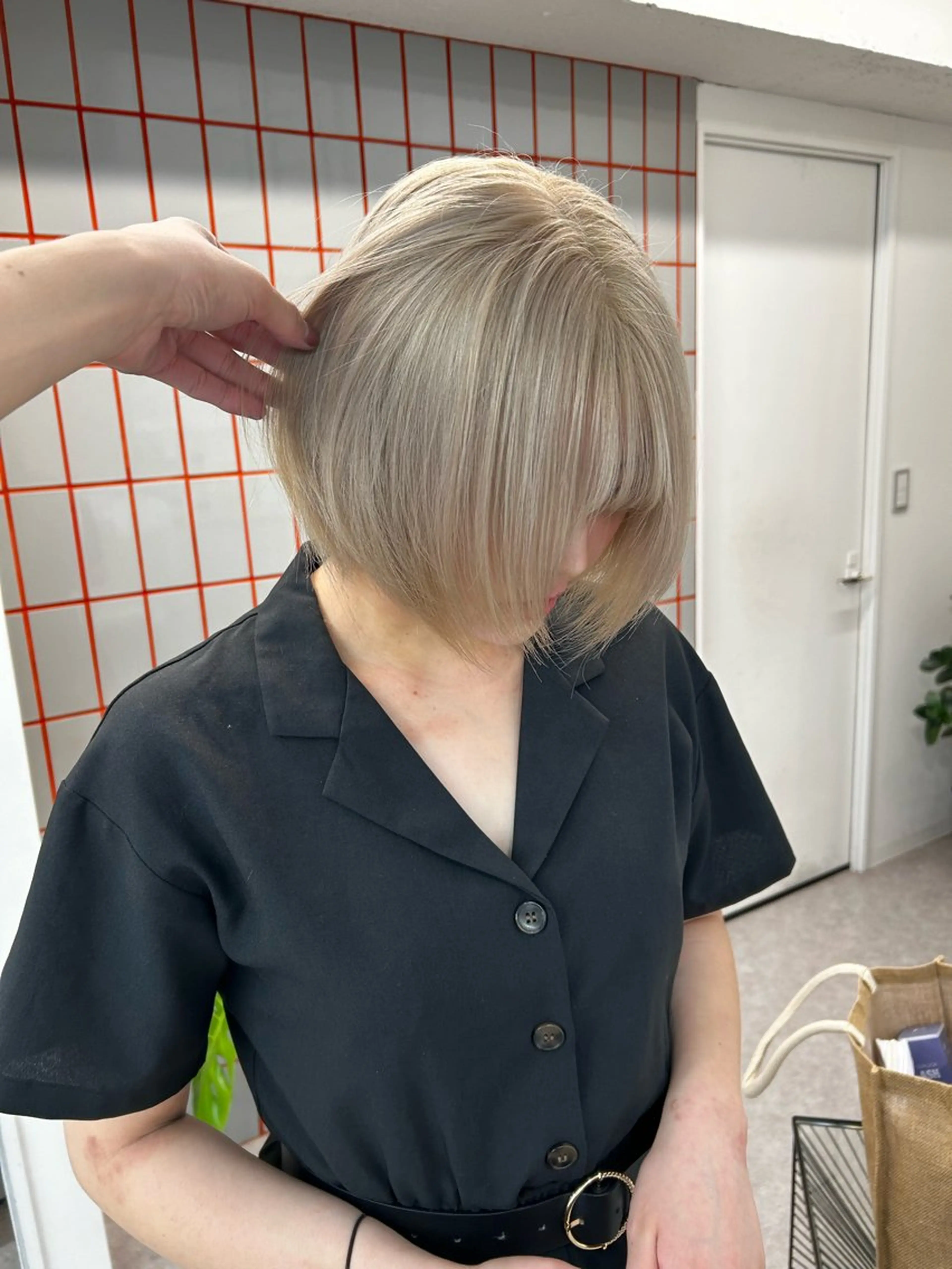 ショート カラー 🌟カットレイヤー ボブ森龍哉のヘアスタイル