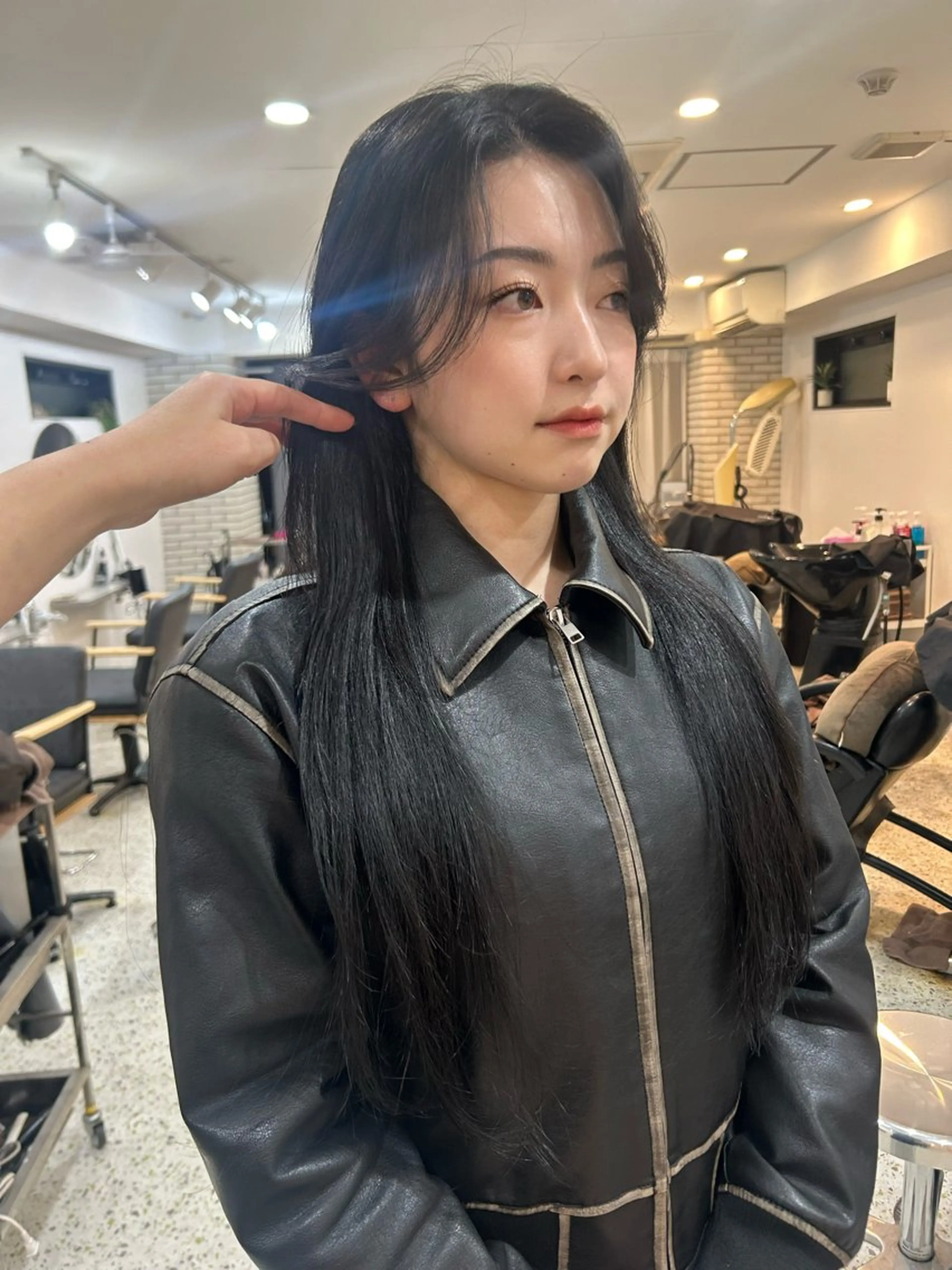 ロング 透明感カラー 莉々子のヘアスタイル