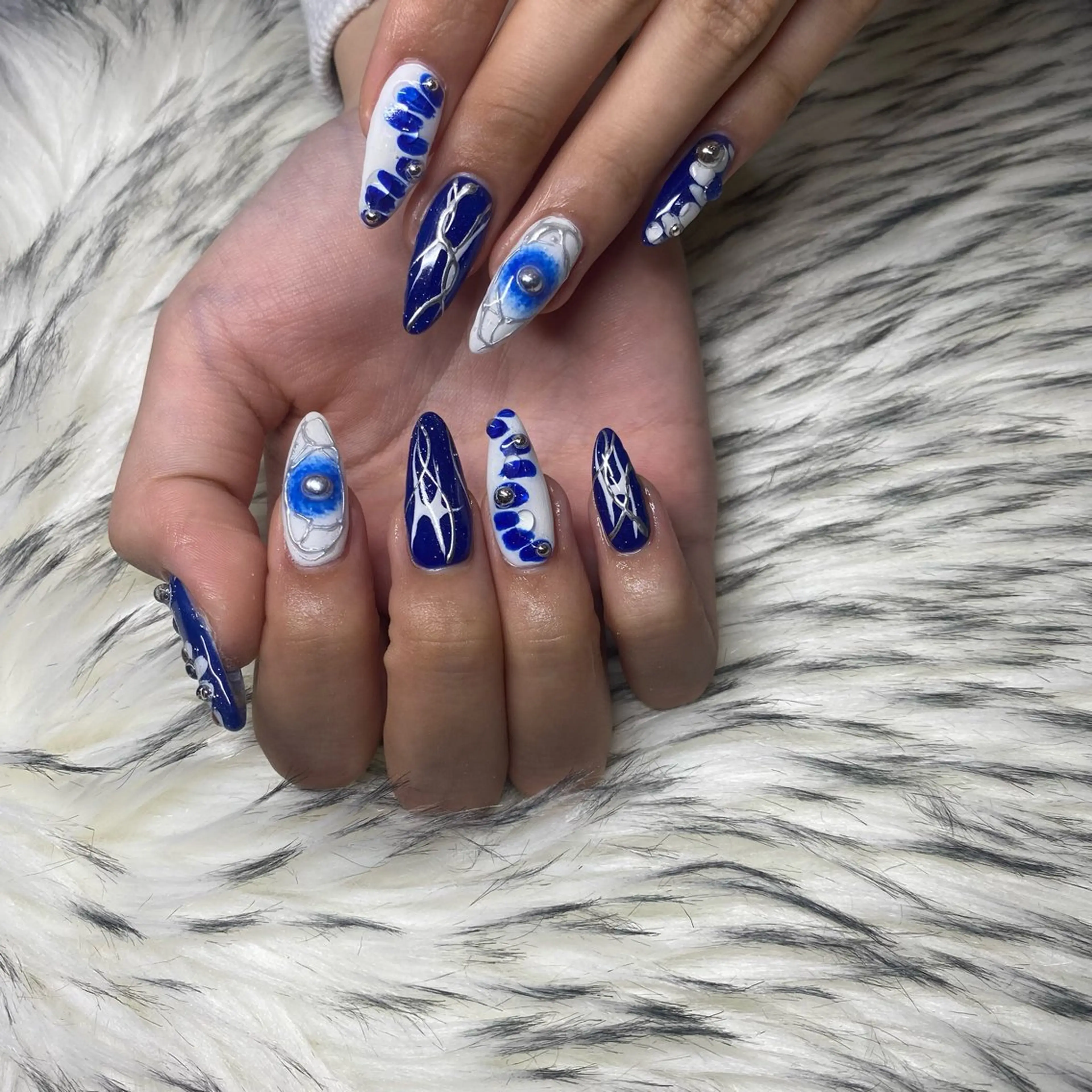 ネイル ハンドネイル la vie  Luire所属・la vie Luire ｱｽｶのネイルデザイン