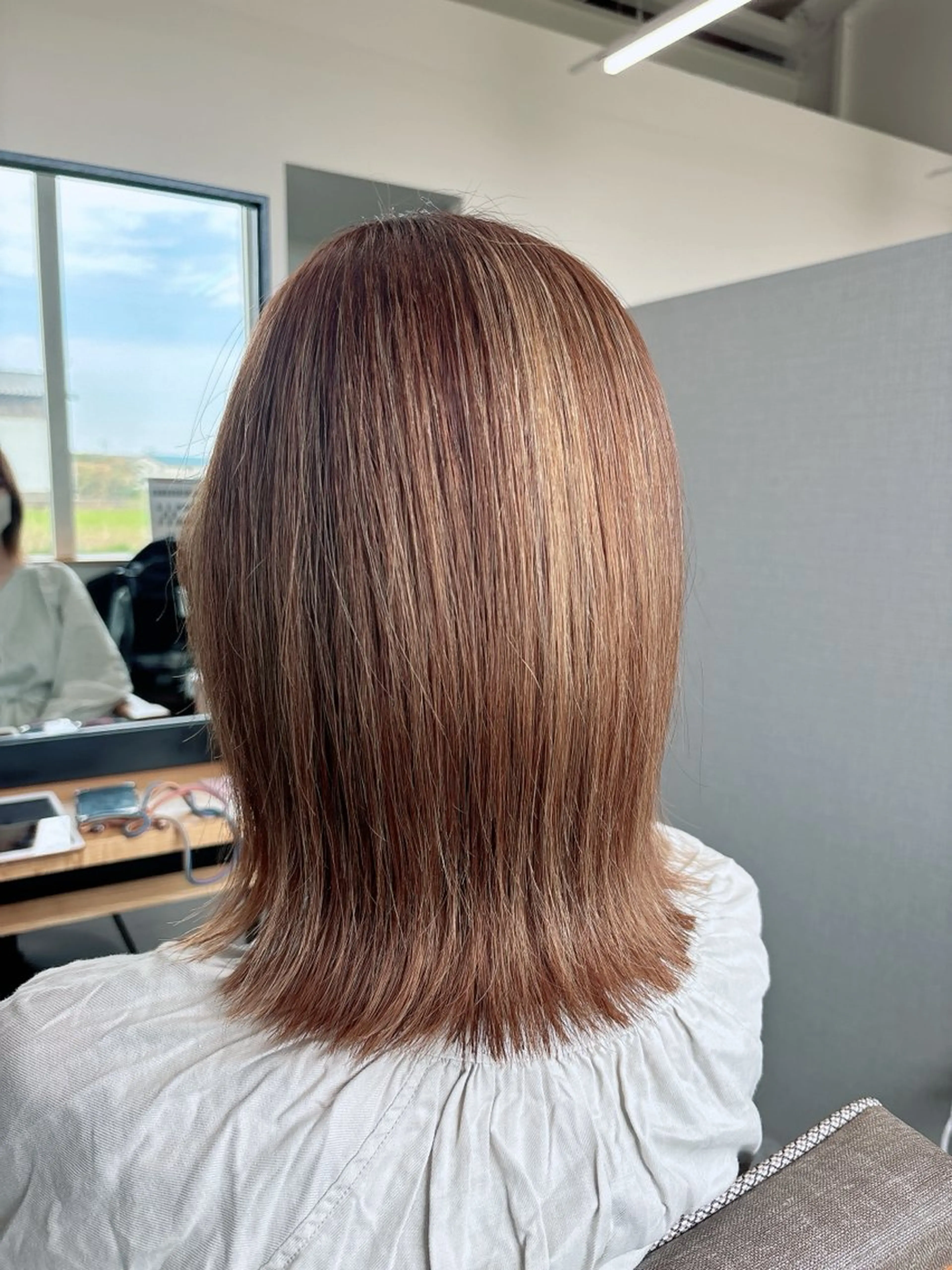 ミディアム 外ハネヘア 松川優真 【髪質改善】のヘアスタイル