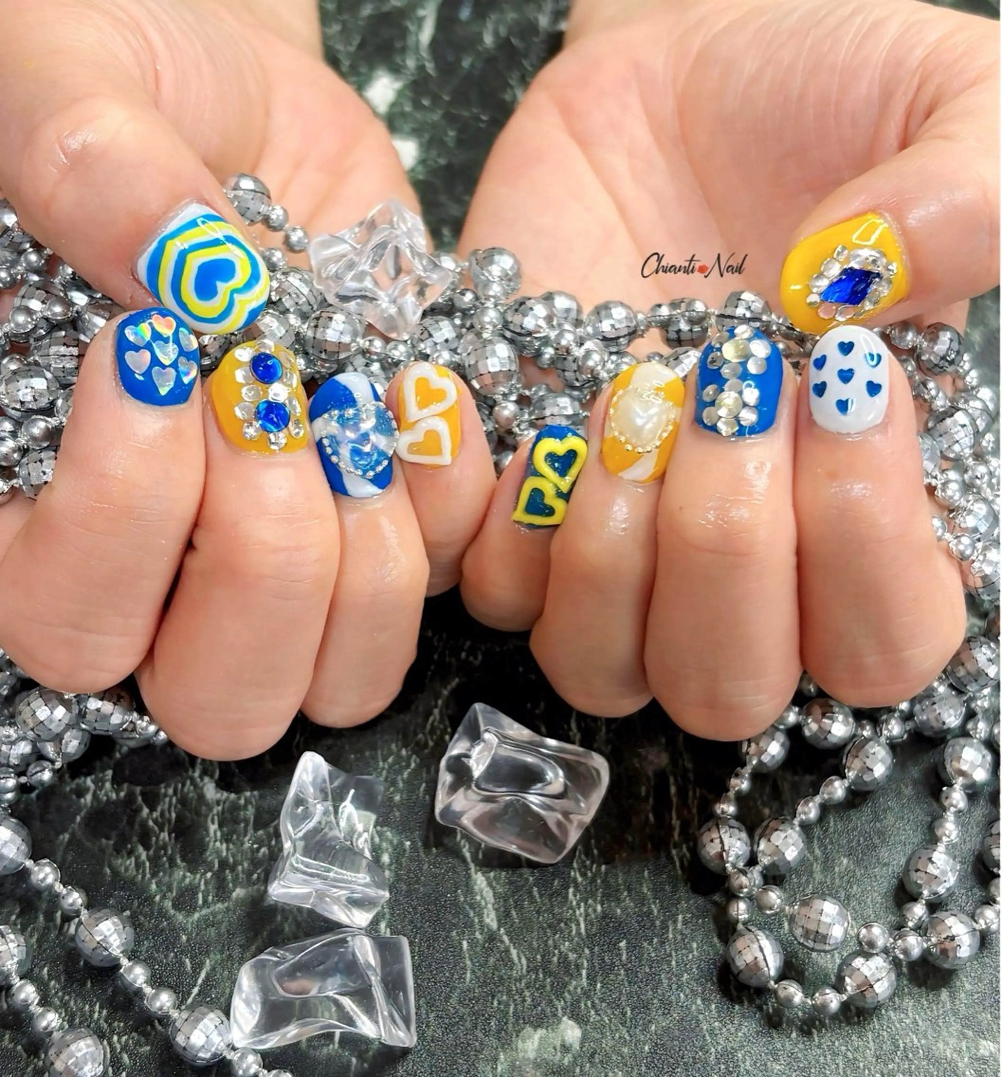 【ショートネイルでも💙ポップ❣️ネイル】の写真