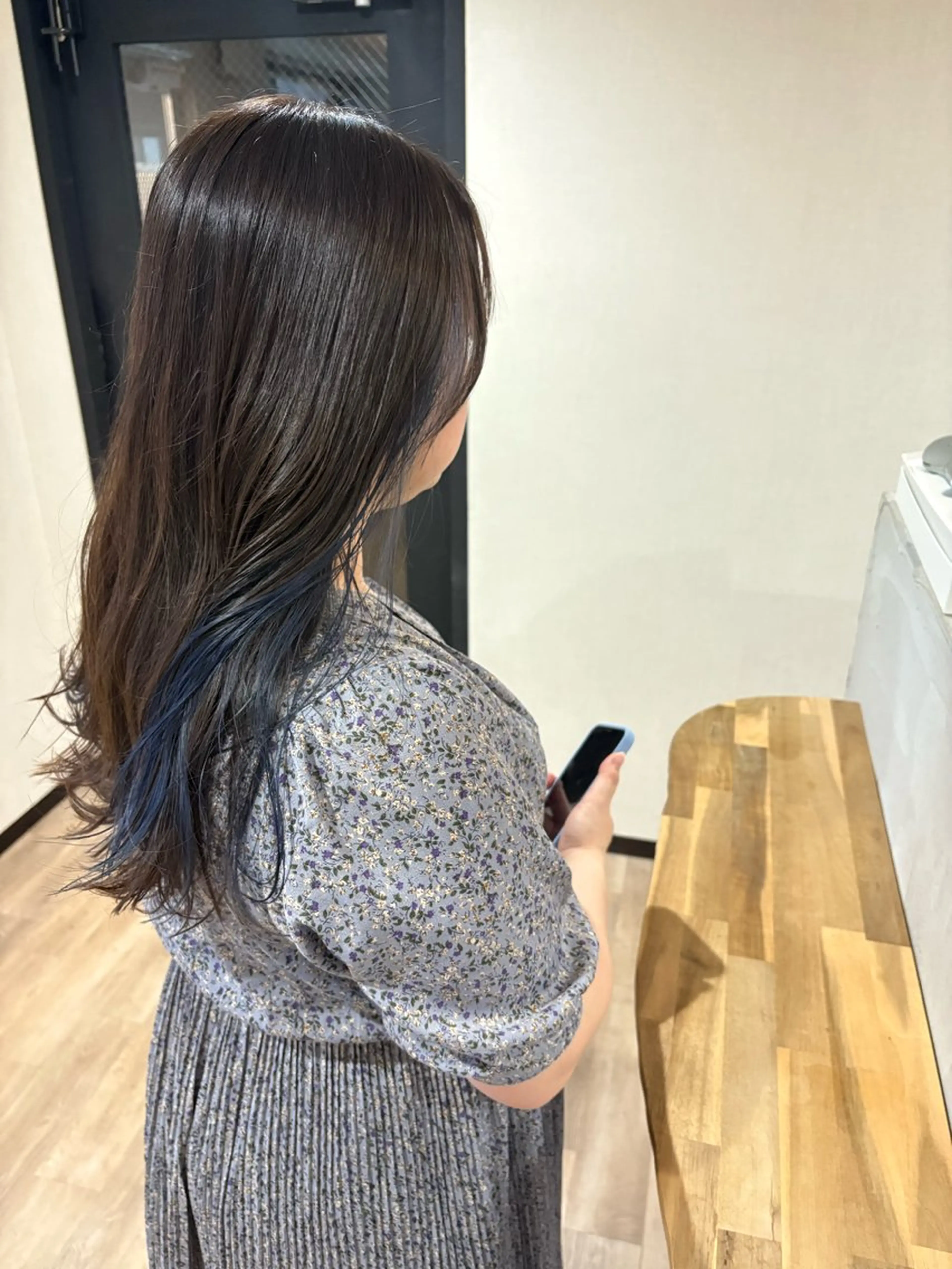 カラー ブルーカラー カット ヘアカラー トリートメント ふわりhair💭 emo.中澤慶のヘアスタイル