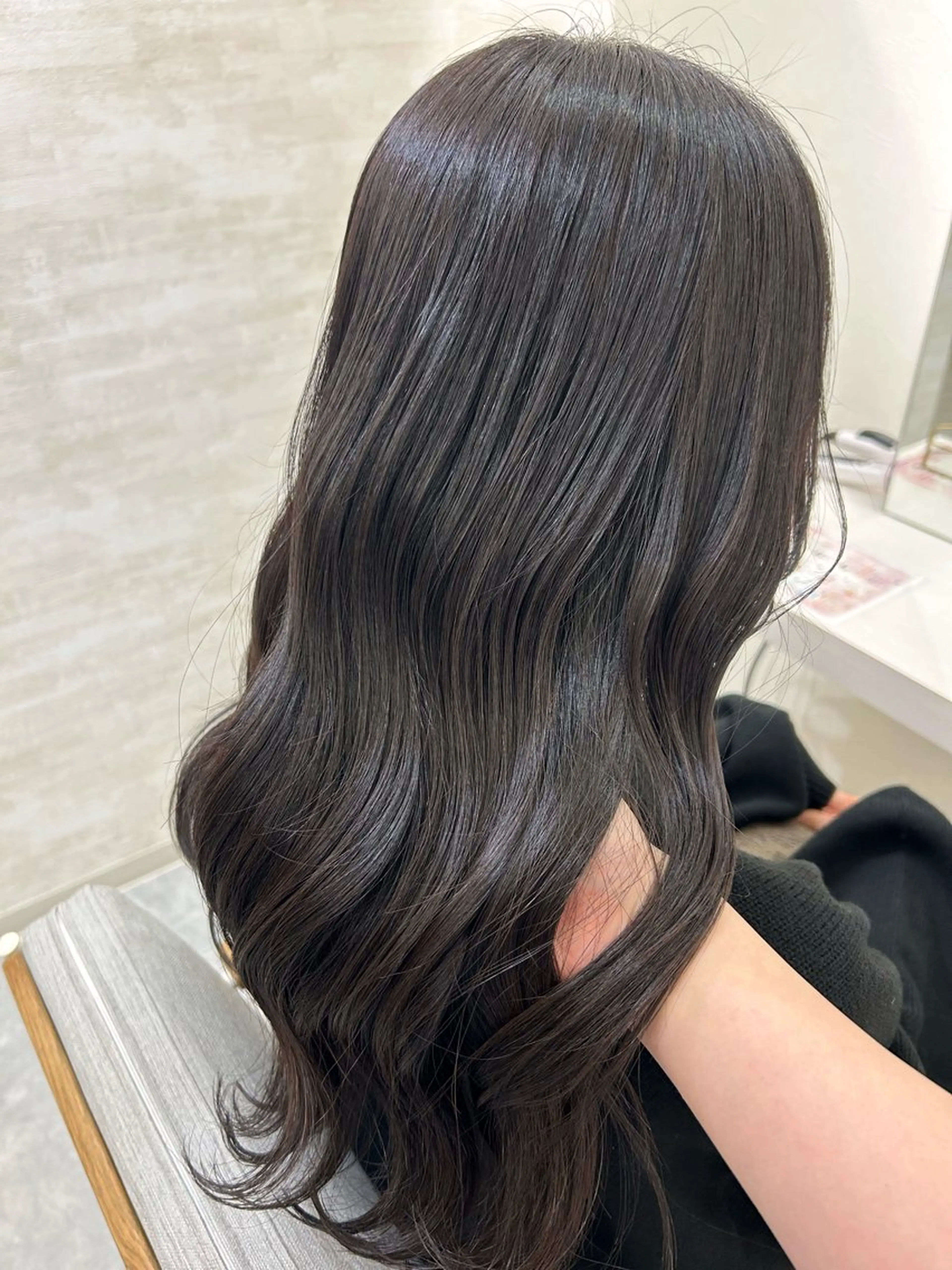 セミロング カラー ヘアアレンジ カット ヘアカラー トリートメント 髪質改善&艶感カラー 🪄岡井美結のヘアスタイル