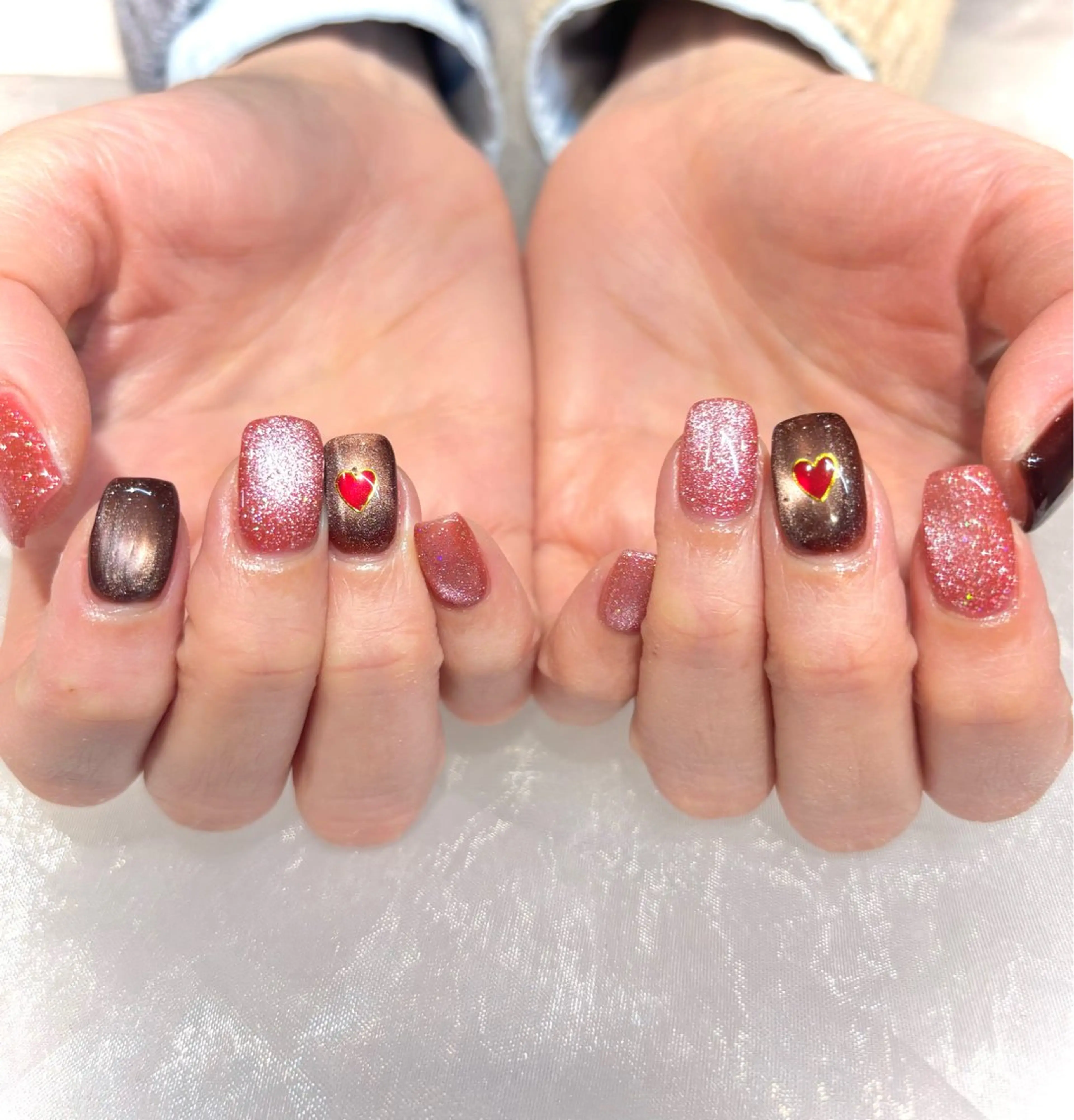 ネイル バレンタイン ハンドネイル 橋元 珠梨のネイルデザイン