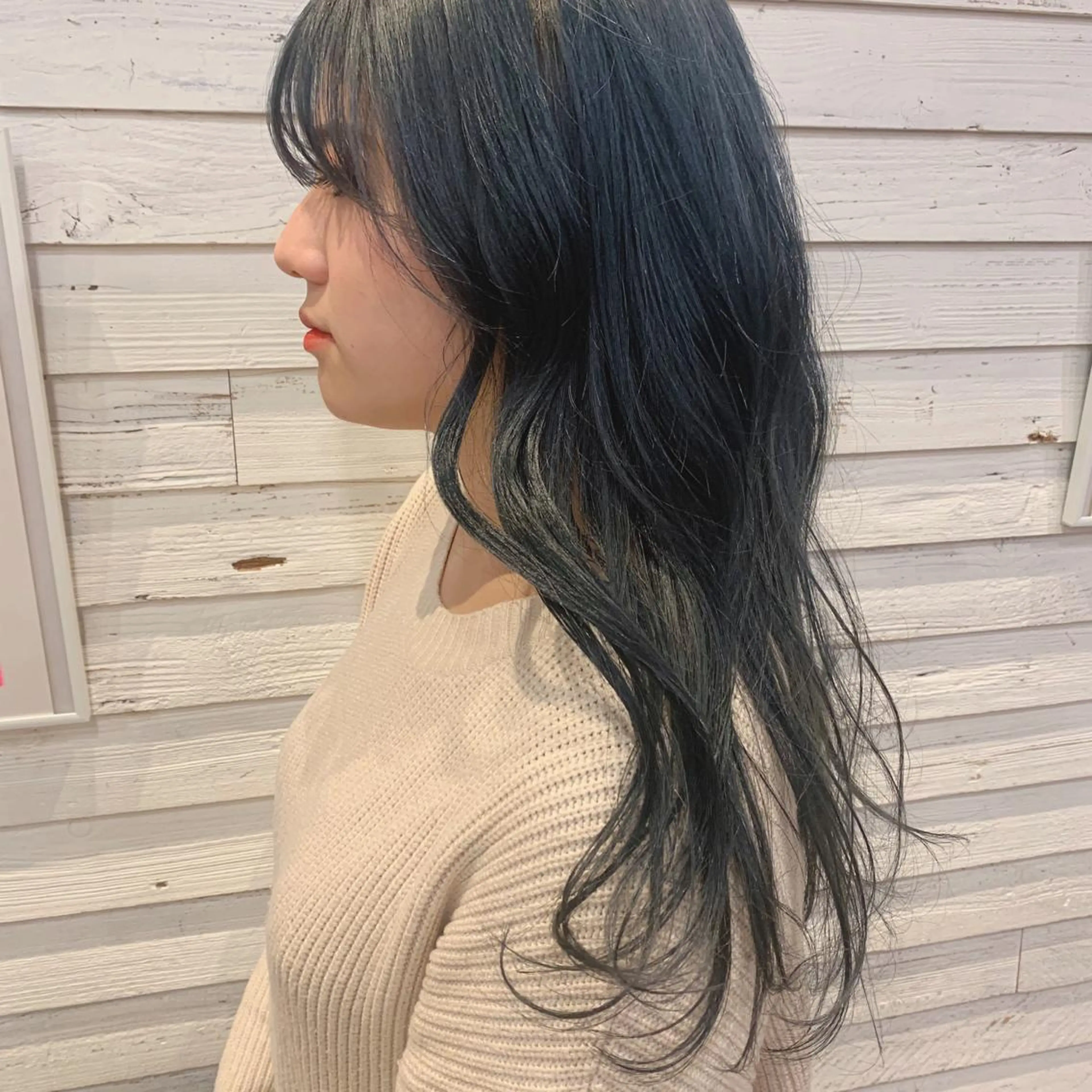 ロング カラー ブリーチ ブルーカラー ネイビーカラー 韓国風ヘア 🌱小顔ヘア/ボブ ミディアム/双葉🌱のヘアスタイル