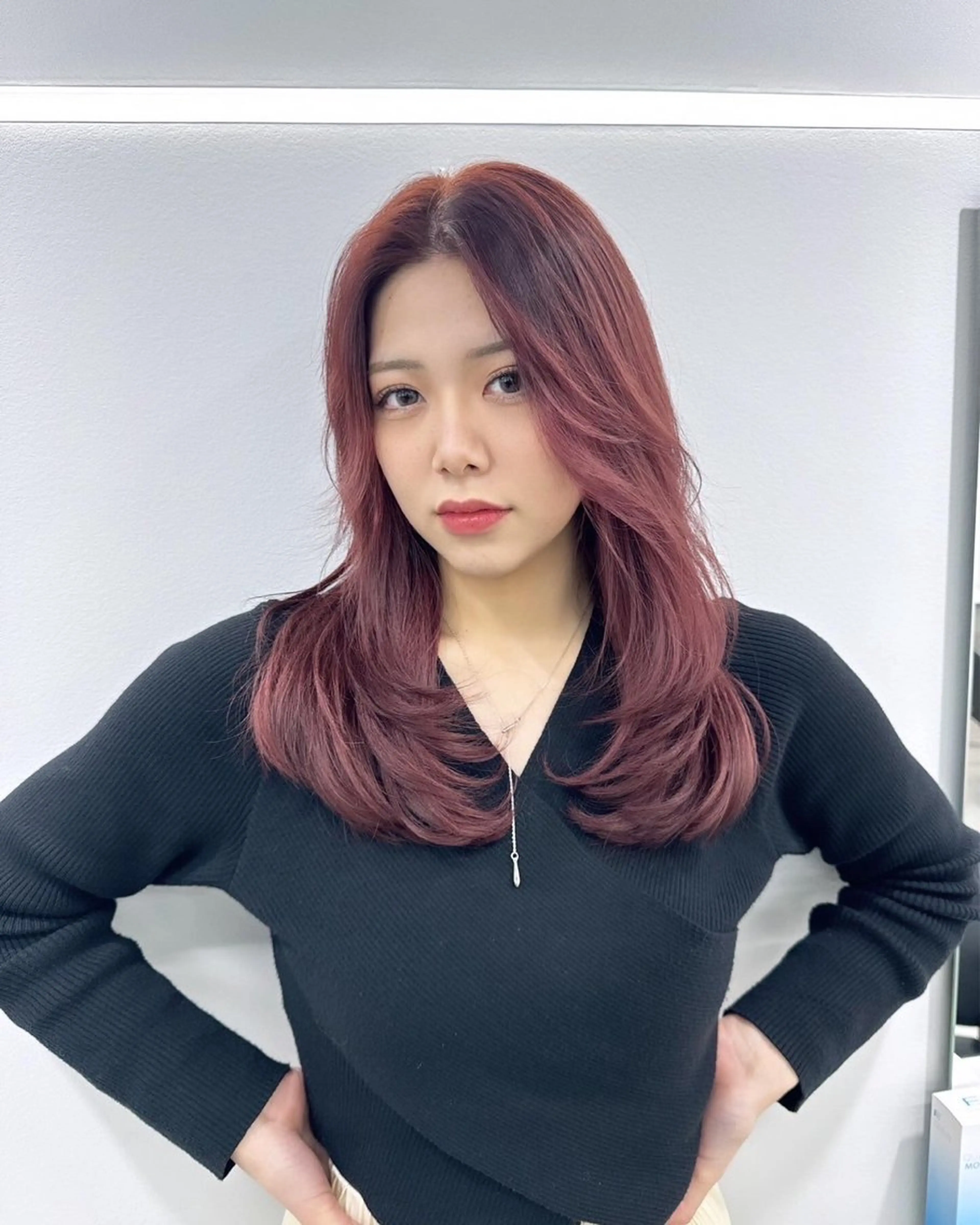 ミディアム カラー Roi ofGiseLのヘアスタイル