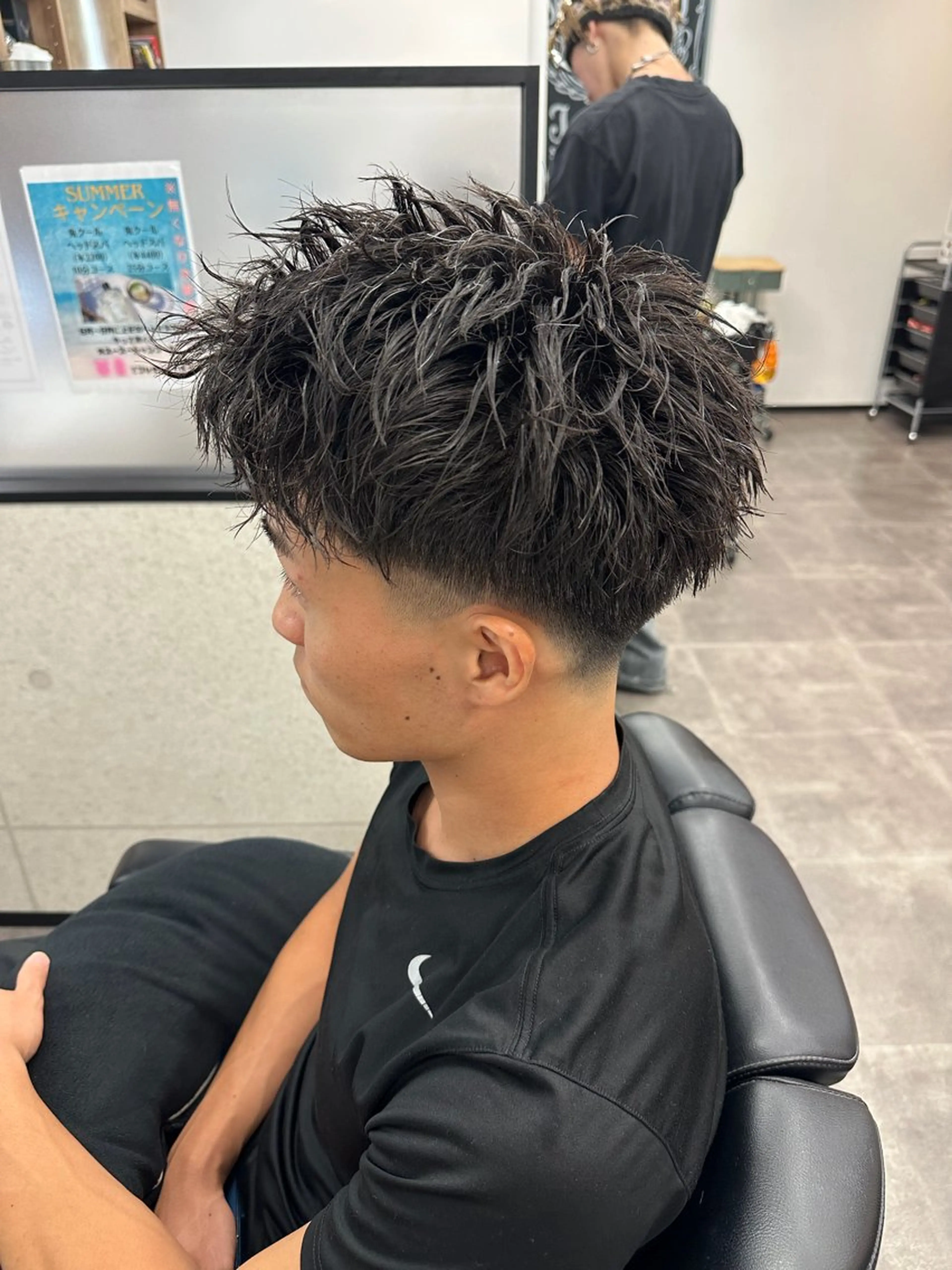 ショート メンズ 鈴木 一也のヘアスタイル
