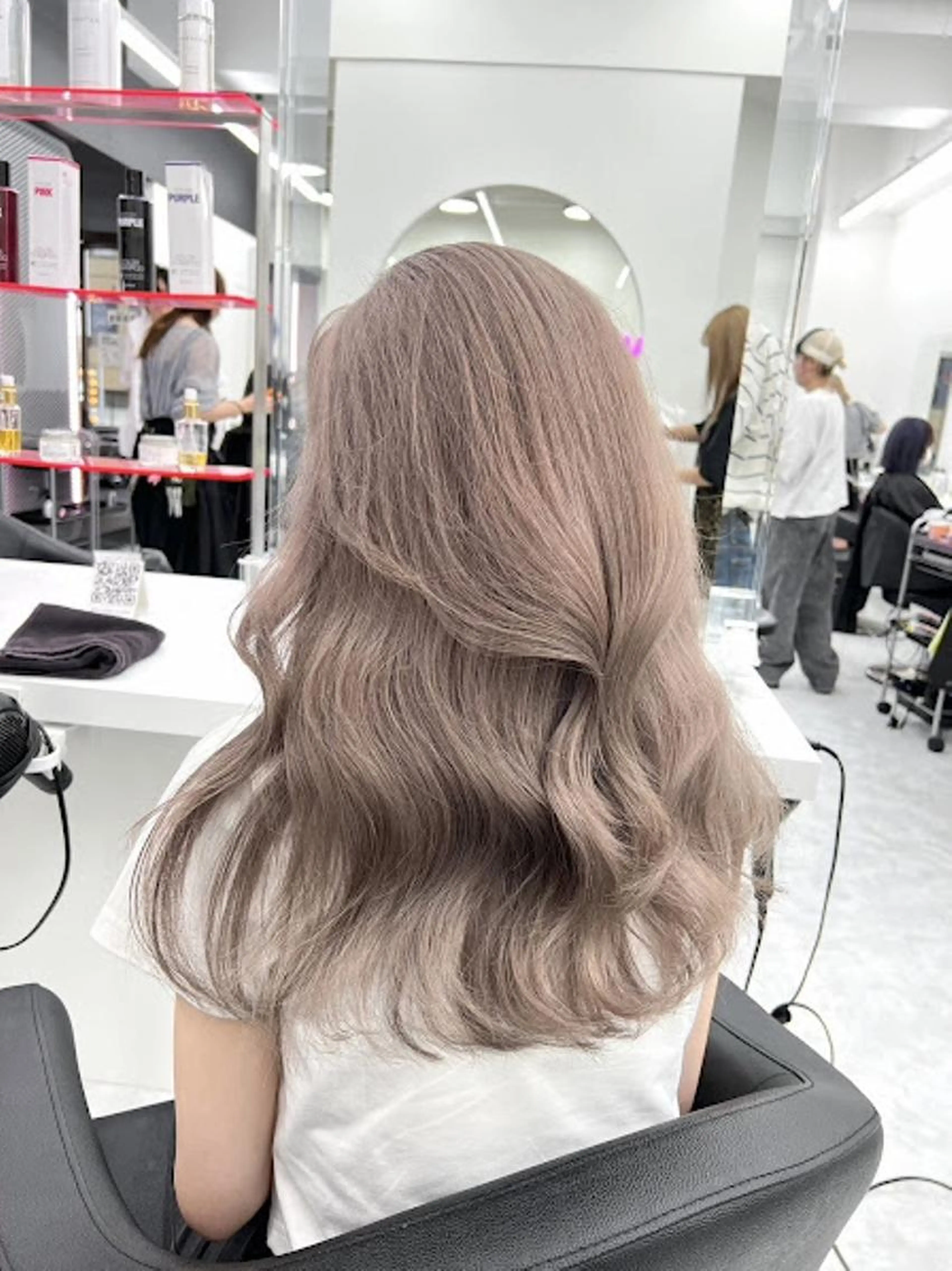 【🪽期間限定の特別価格🪽】ブリーチだからできる明るめヘアを叶える🤍ブリーチありダブルカラー🤍＋オリジナルTr🤍の写真