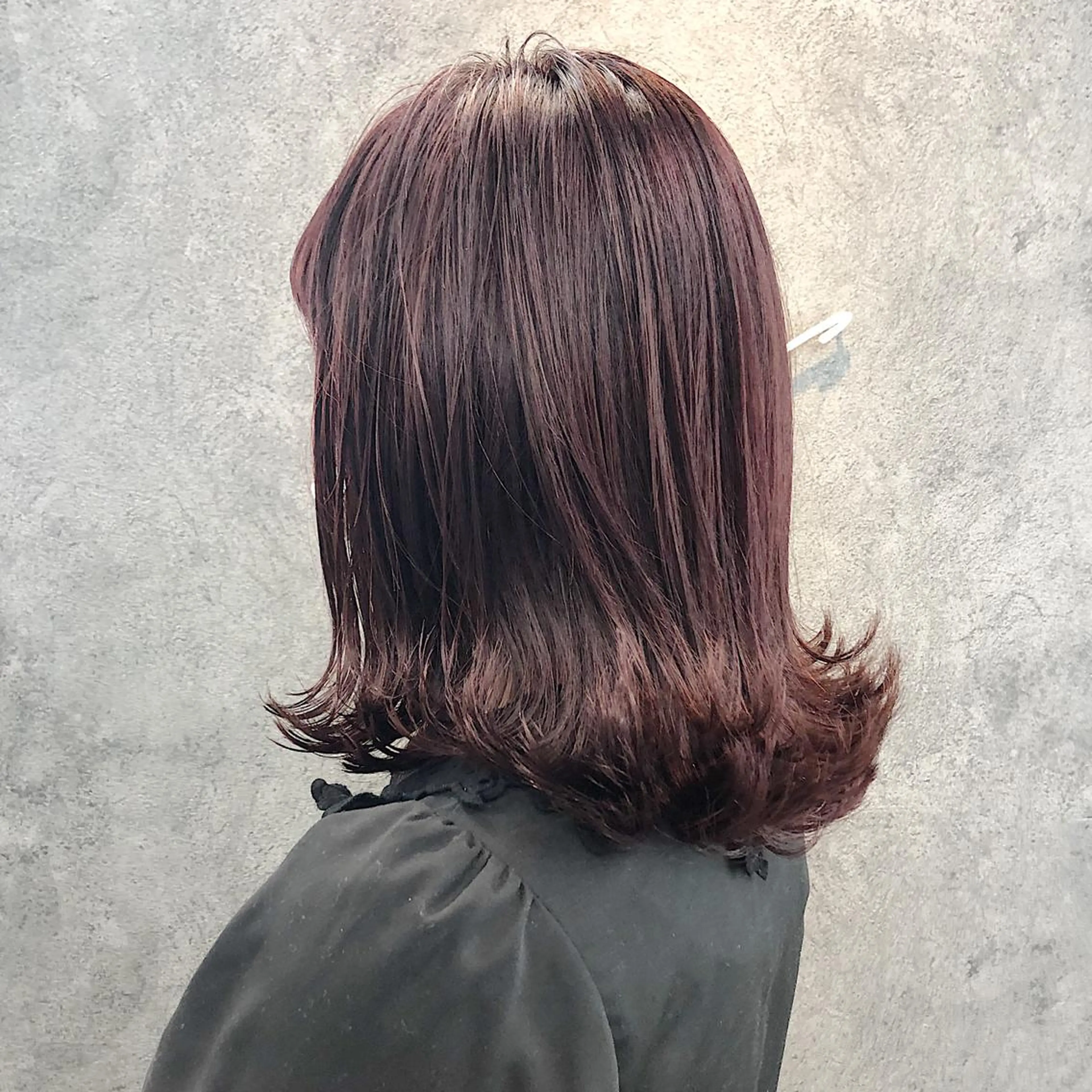 ミディアム カット ヘアカラー トリートメント 所渉/韓国レイヤー /ウルフカットのヘアスタイル