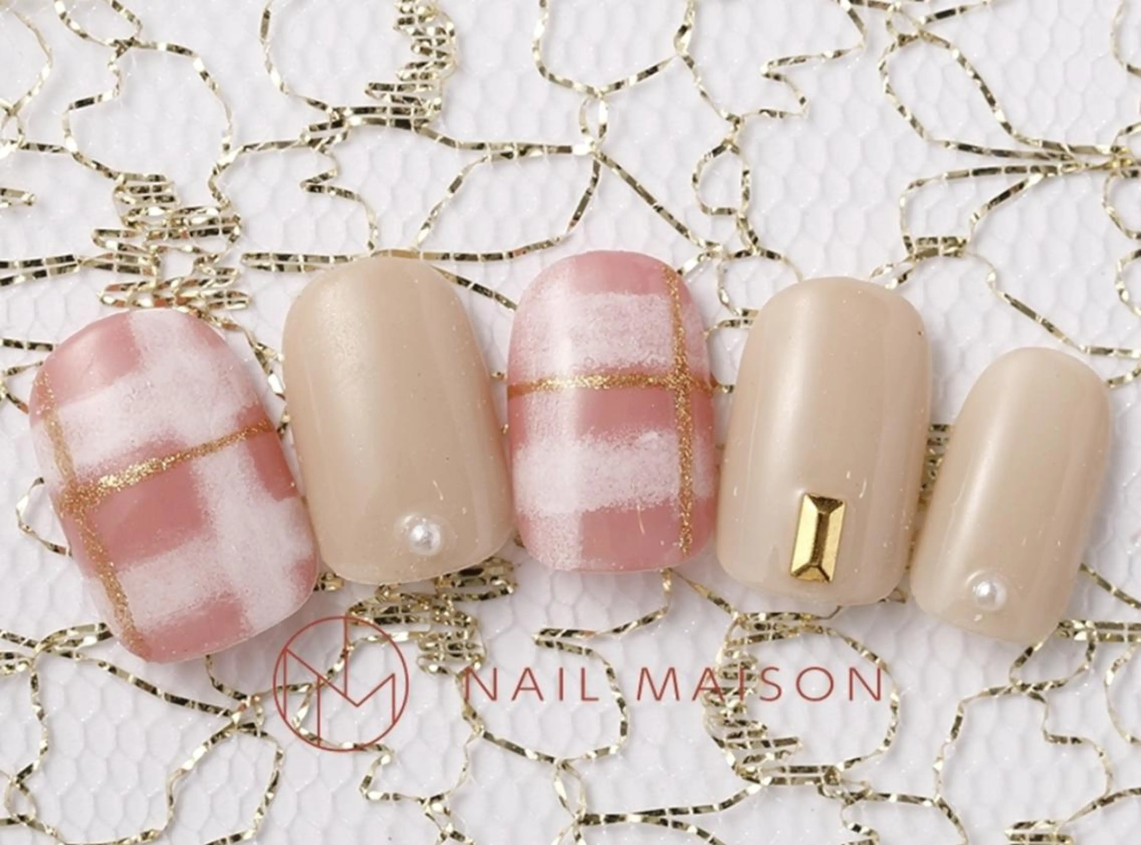 ネイル シンプルネイル YOSHIOKA 有のネイルデザイン