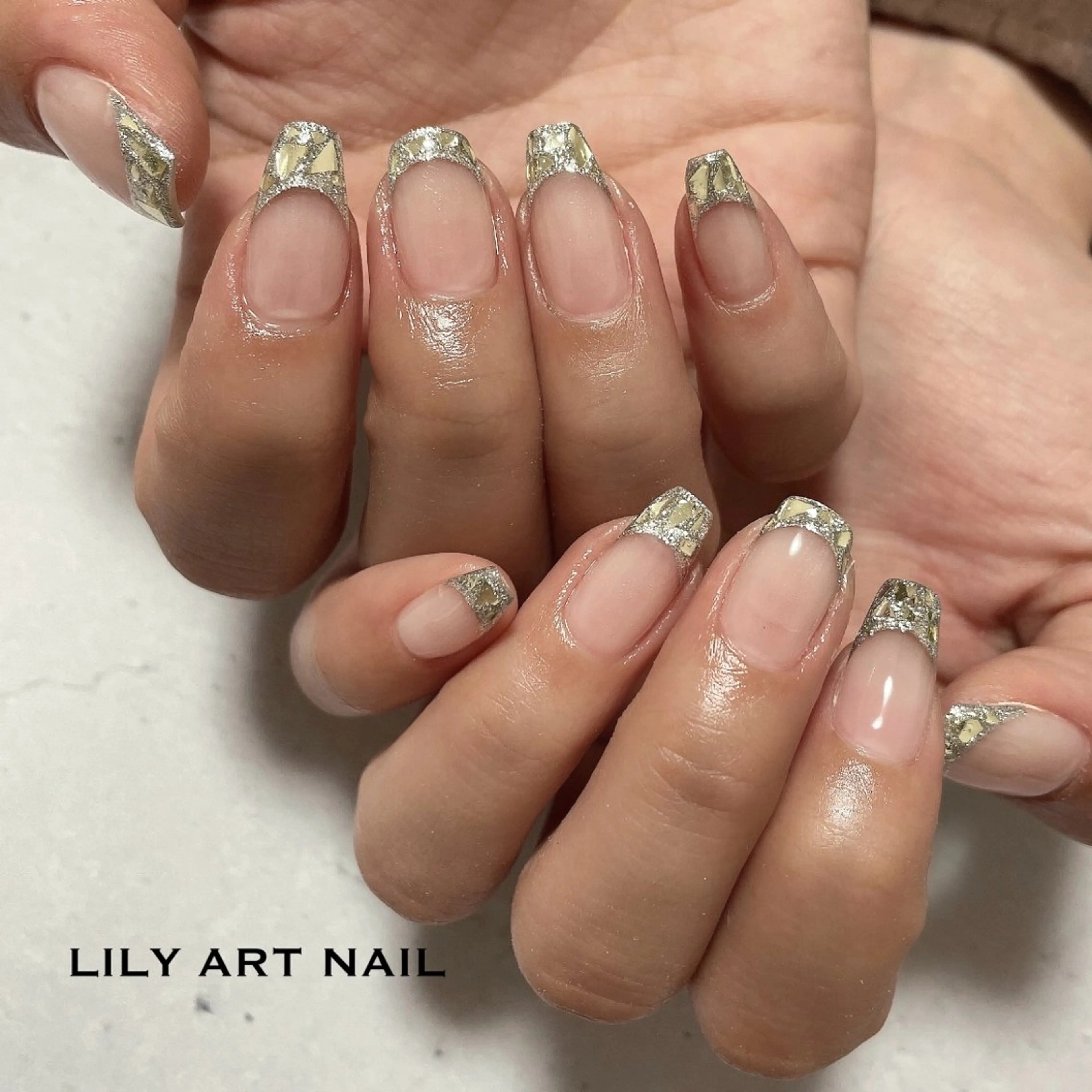 ネイル フレンチネイル ガラスフレンチ キラキラネイル ハンドネイル LILY  ART NAILのネイルデザイン