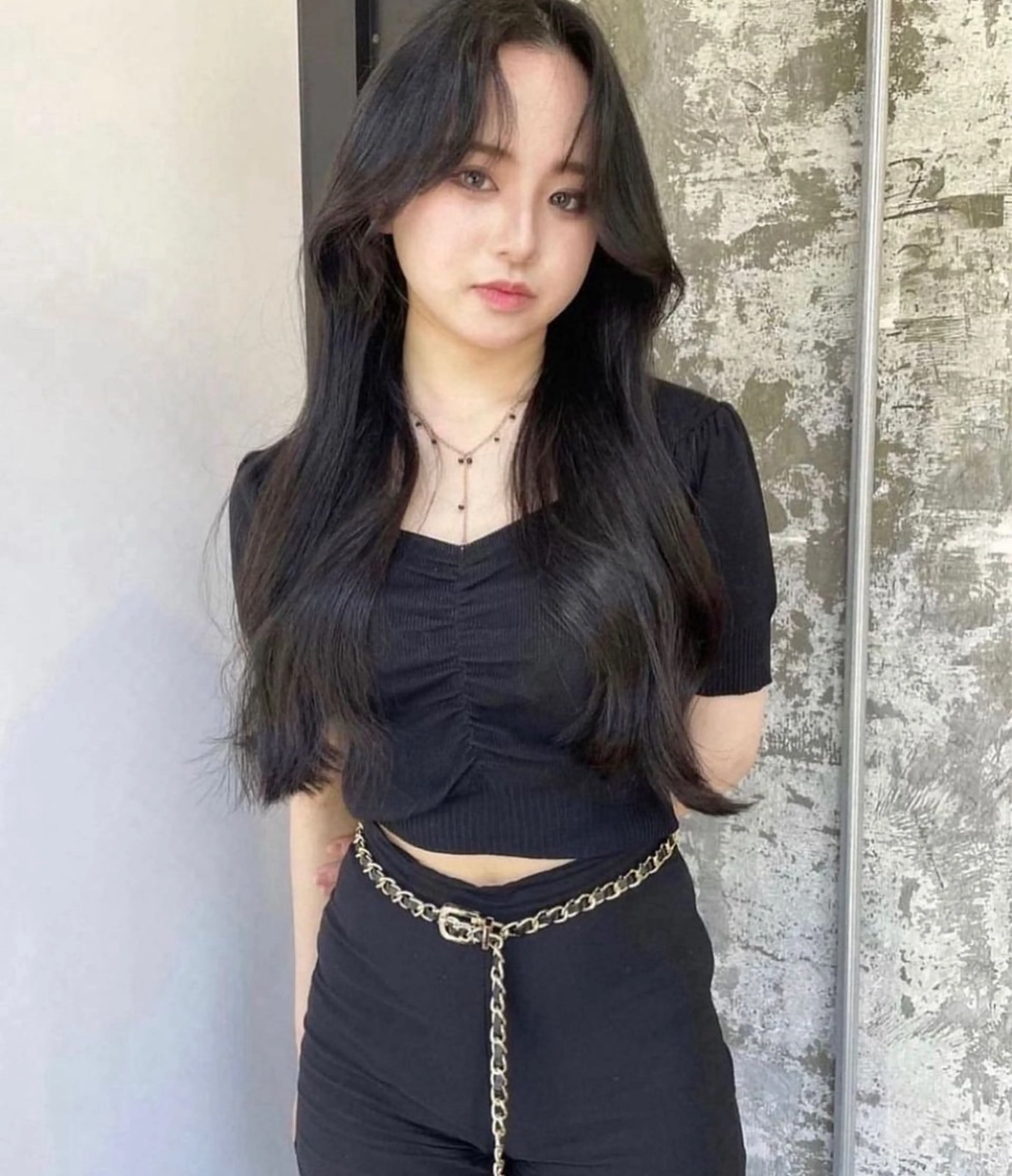 【🌟黒染めを使わない🌟】就活・インターン暗染めクーポン👩🏻ワンカラー+メンテカット+保湿トリートメント+コテ巻きの写真