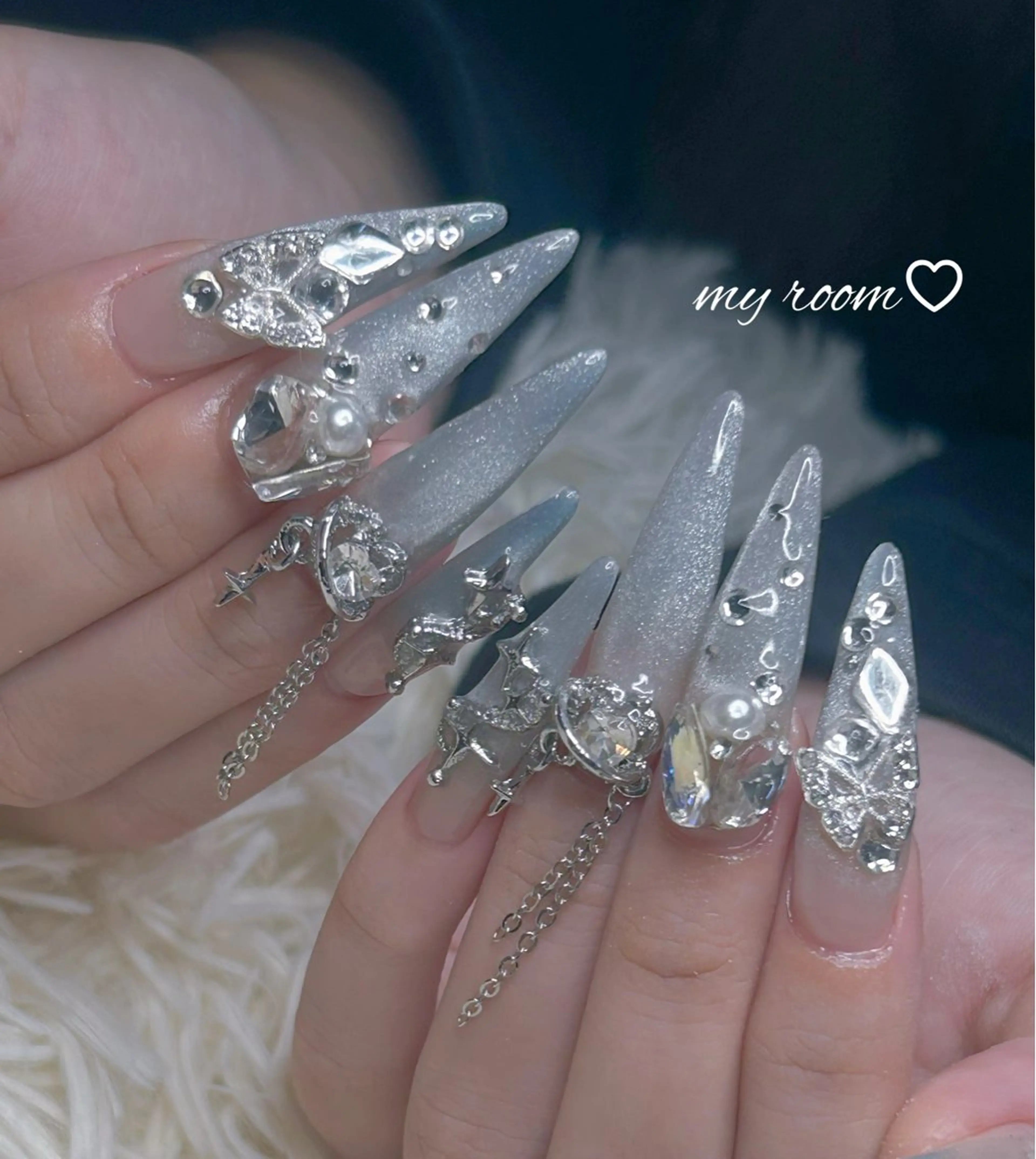 ネイル うるま市サロン Yuko Izawaのネイルデザイン