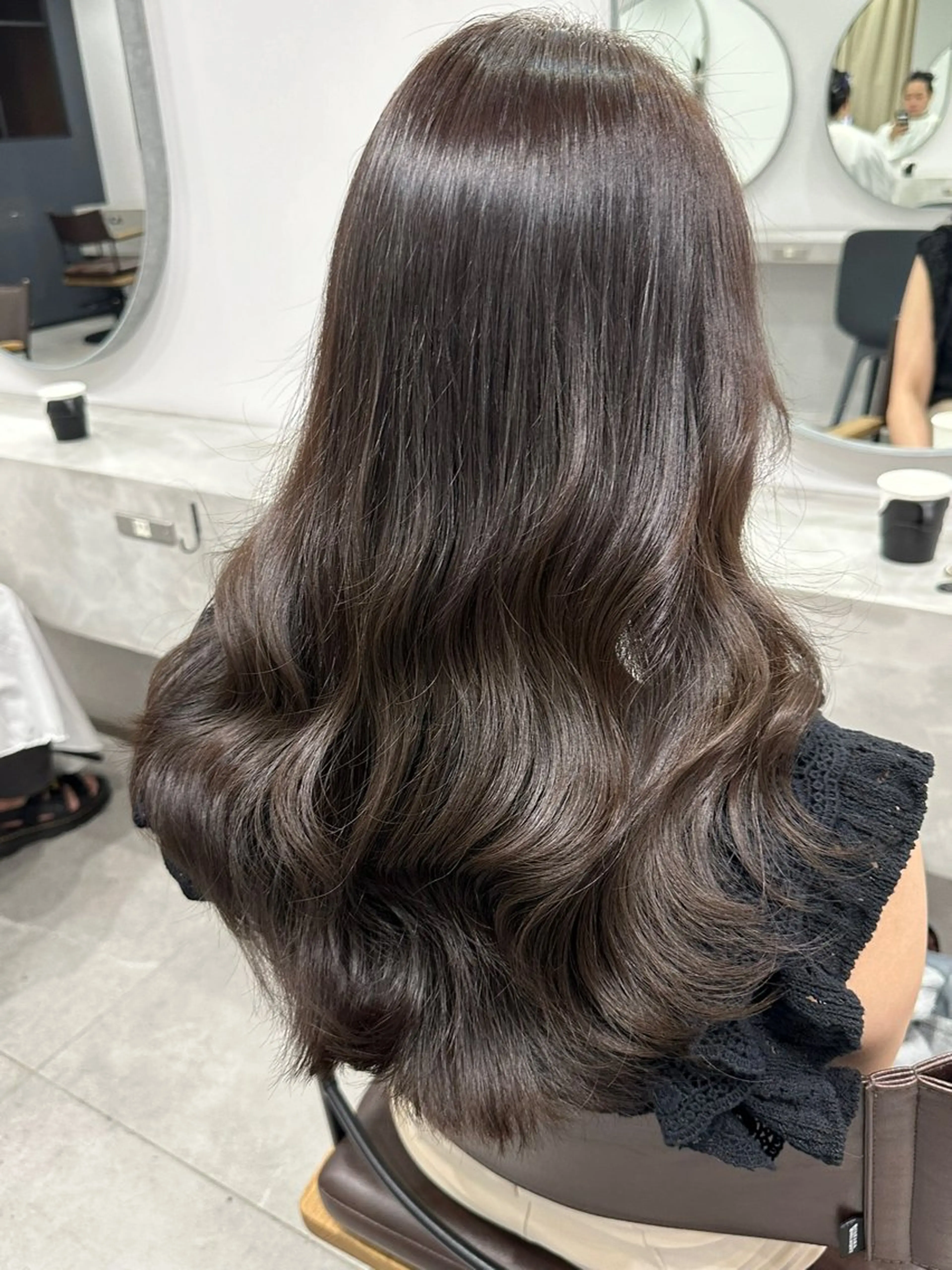 ロング カラー ヘアカラー トリートメント シガ ミクトのヘアスタイル