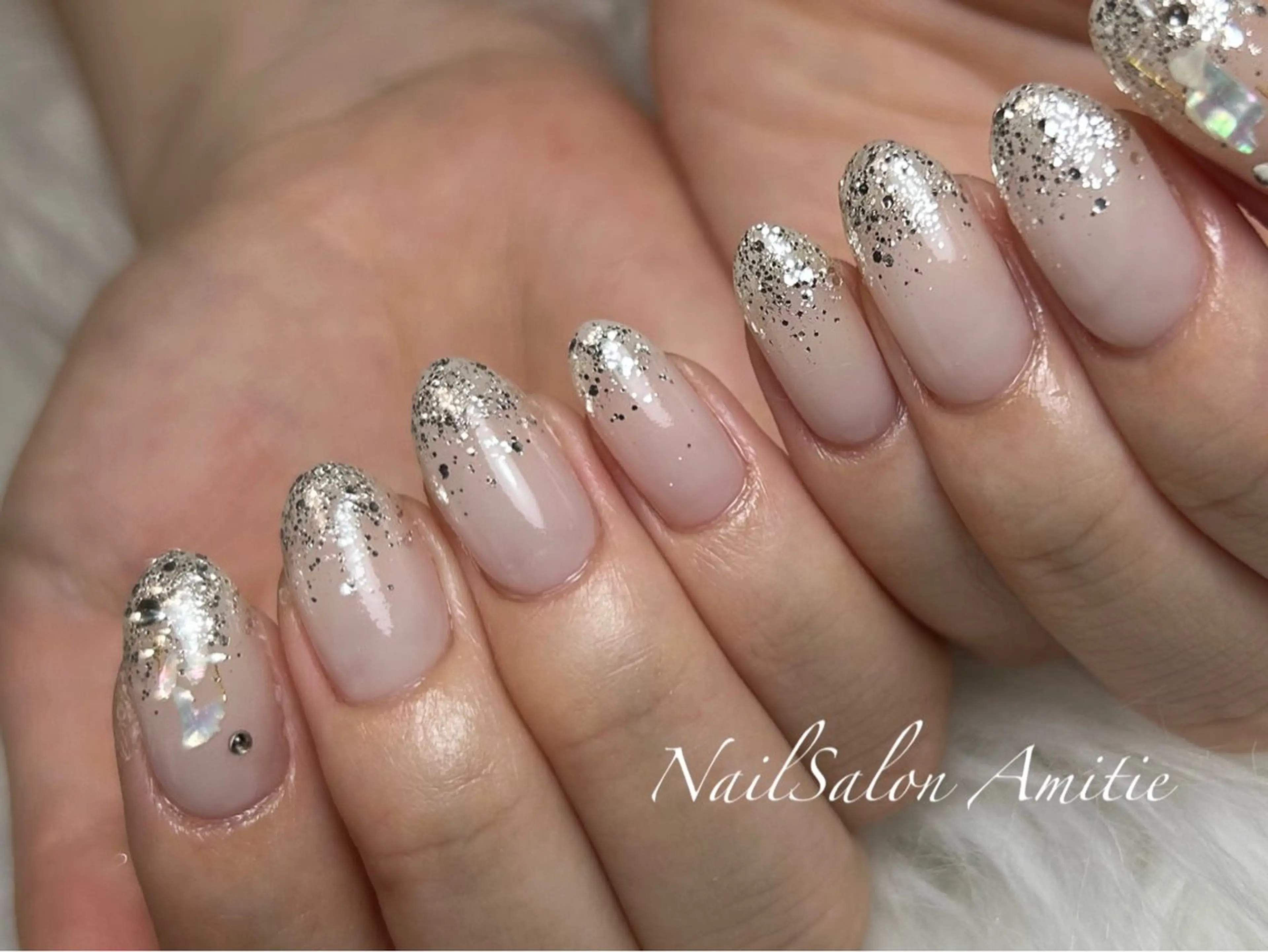 ネイル シンプルネイル ハンドネイル NailSalon Amitieのネイルデザイン
