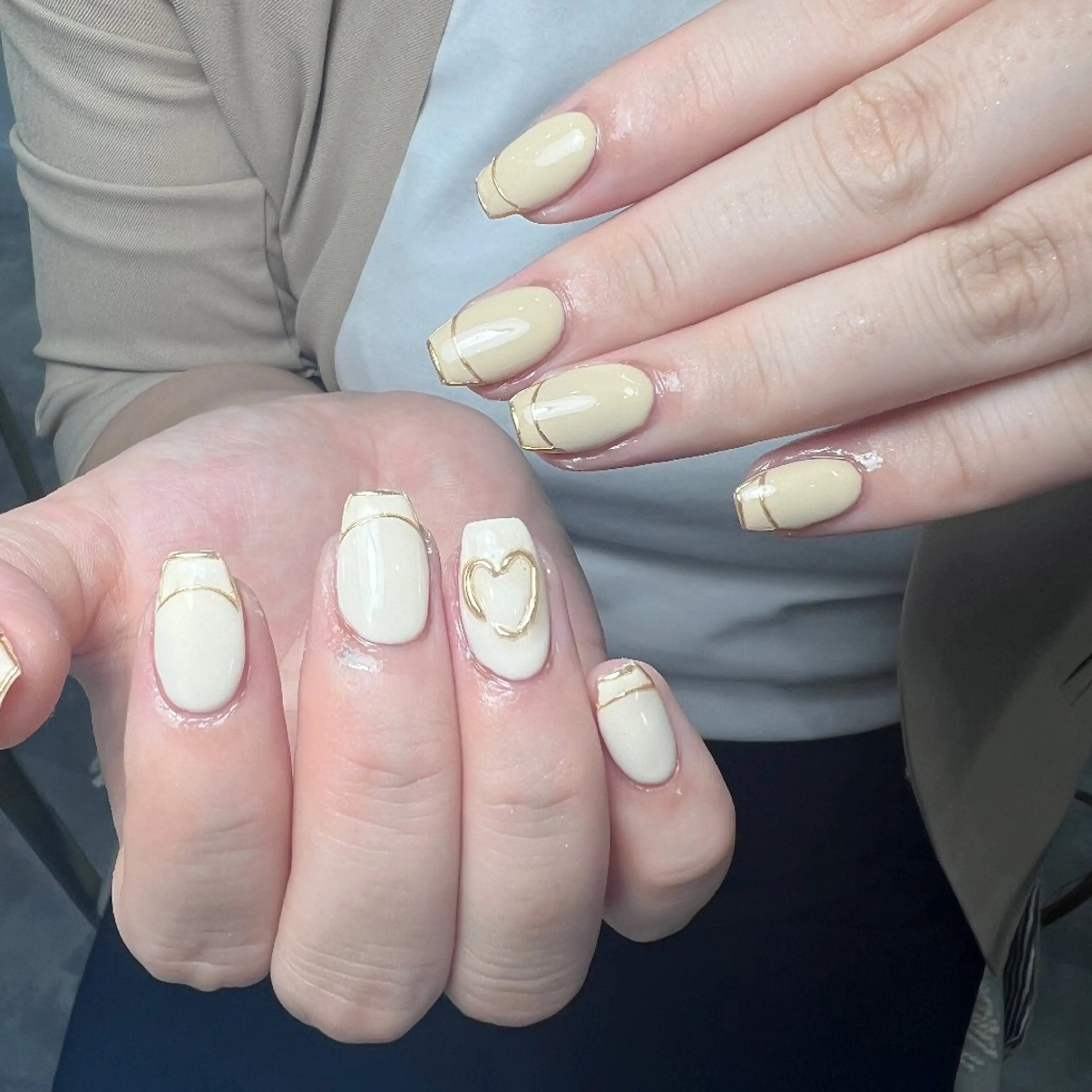 ネイル アートネイル フラワーネイル フットネイル ジェルネイル ガーリー ハンドネイル UM Nail Salonのネイルデザイン