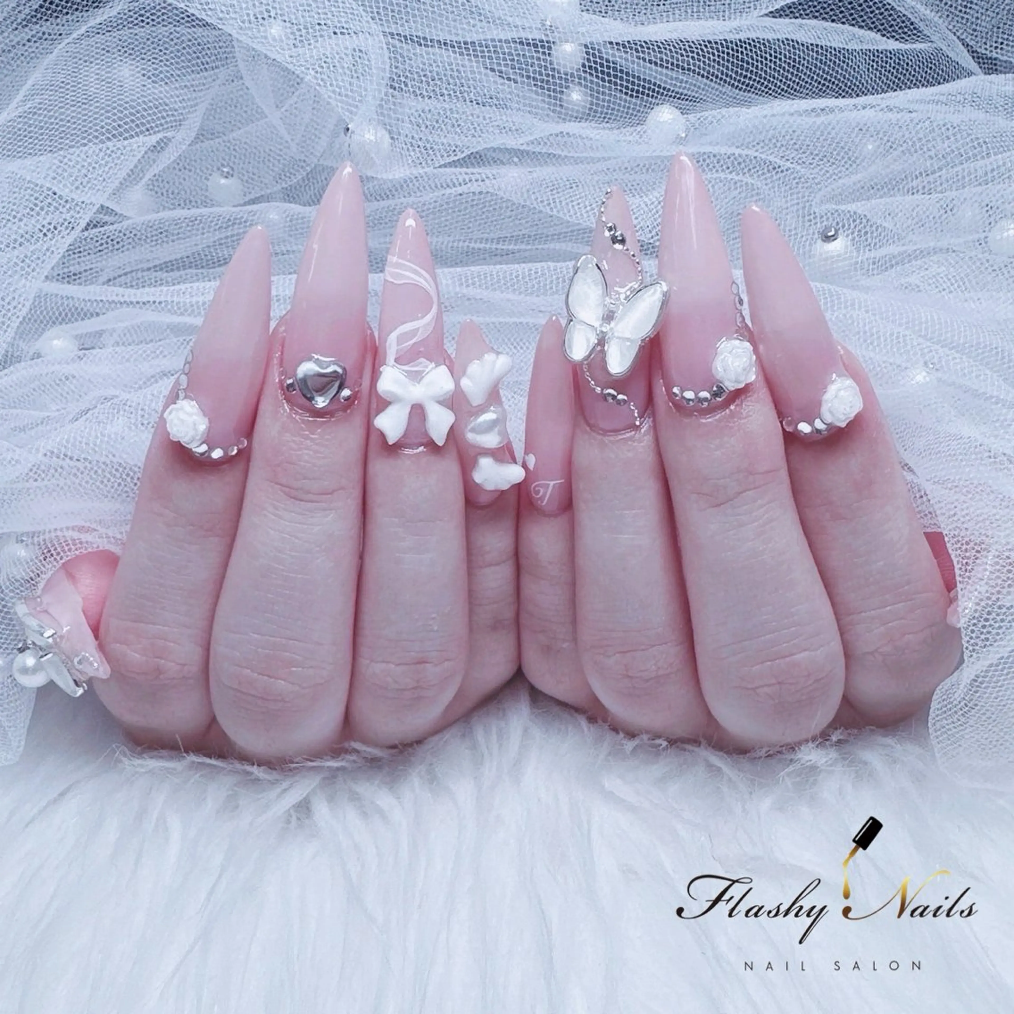 ネイル 長さ出し 韓国ネイル FlashyNails所属・Flashy Nailsのネイルデザイン