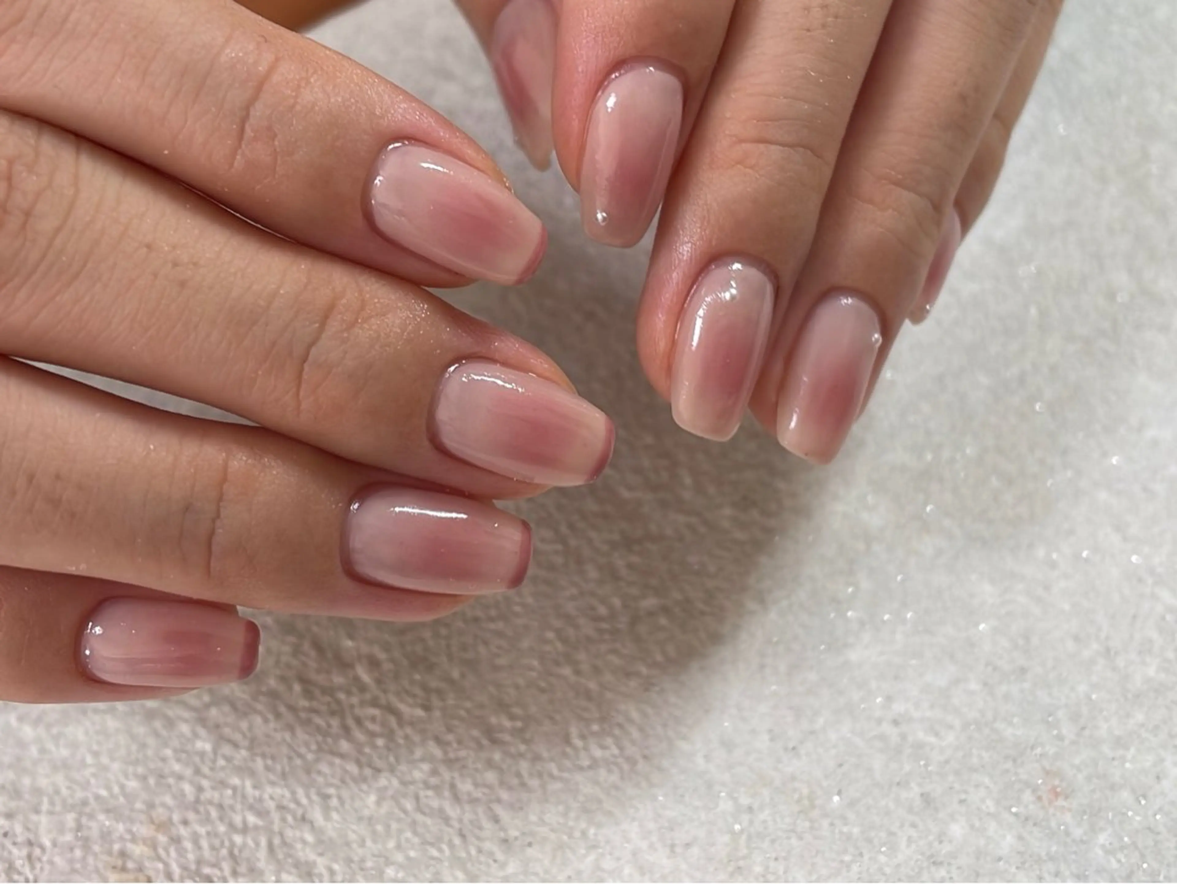 ネイル オーロラネイル フットネイル フレンチネイル ジェルネイル 韓国ネイル ハンドネイル kiki nail &brow二子玉川の眉毛・アイブロウイメージ