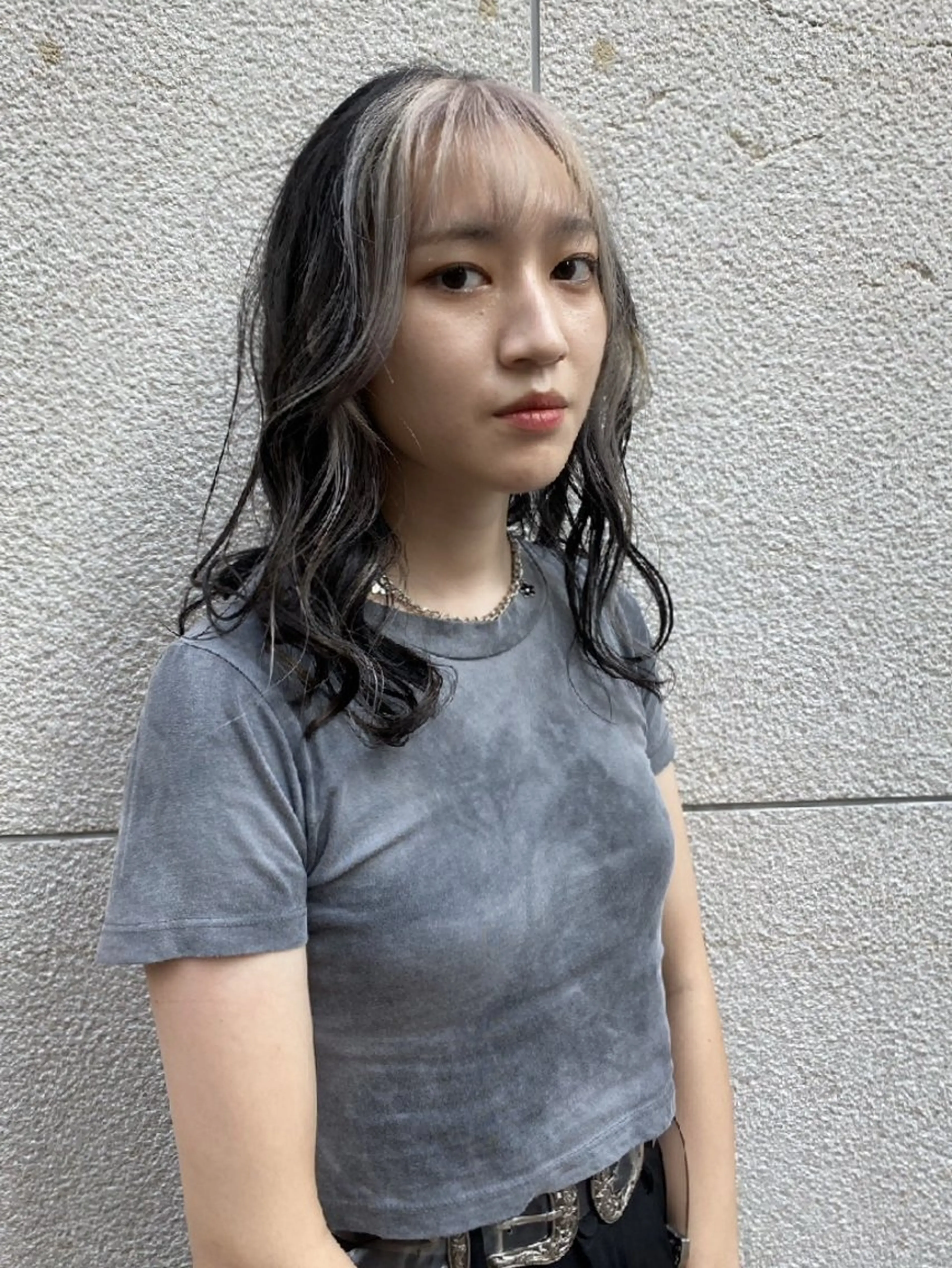 カラー セミロング 💜艶髪カラー💜 🎶富川美希🎶のヘアスタイル