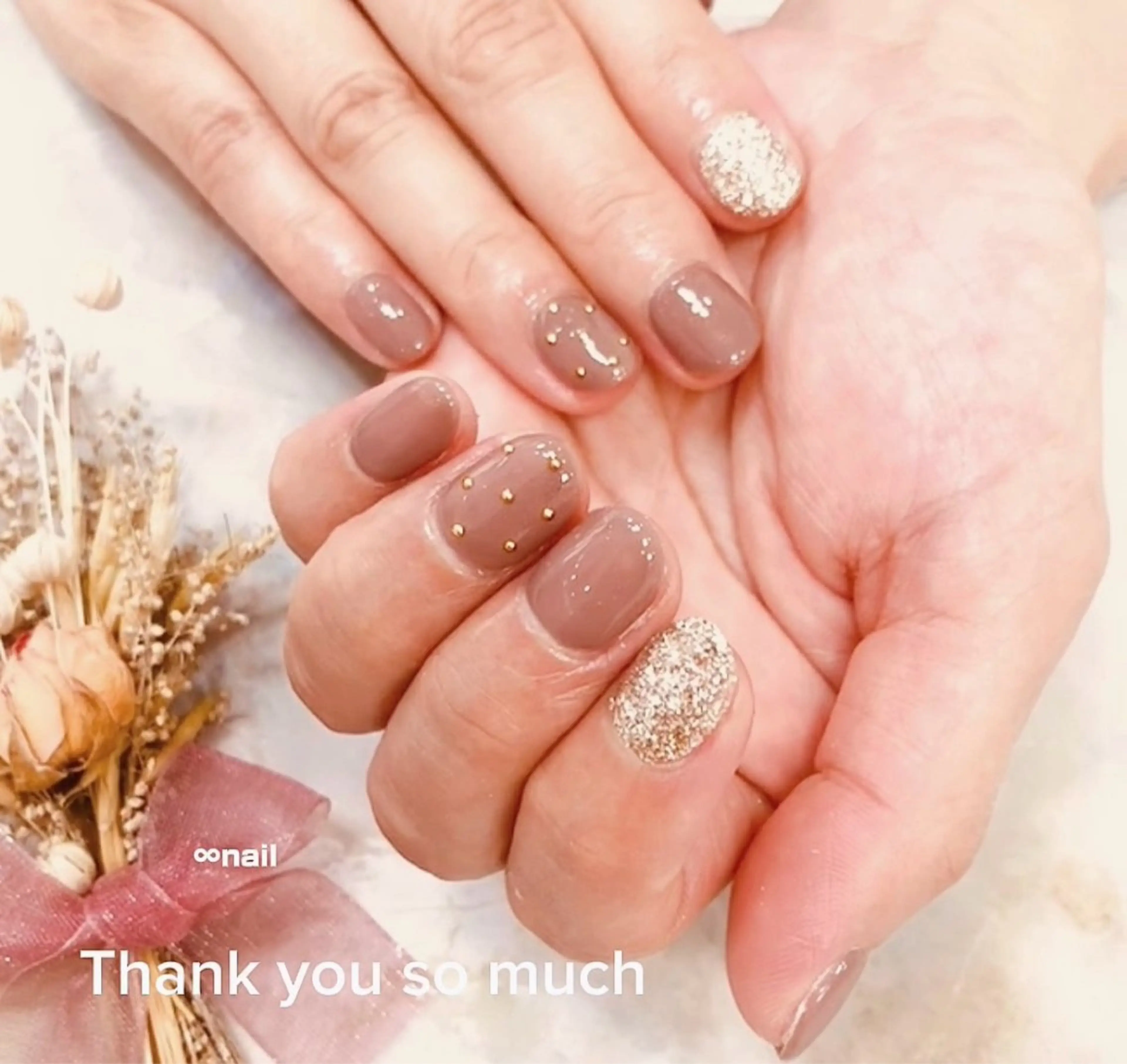 ネイル フットネイル ジェルネイル マグネットネイル ワンカラーネイル パラジェル 🧸 Emiri🫧のマツエク・マツパデザイン