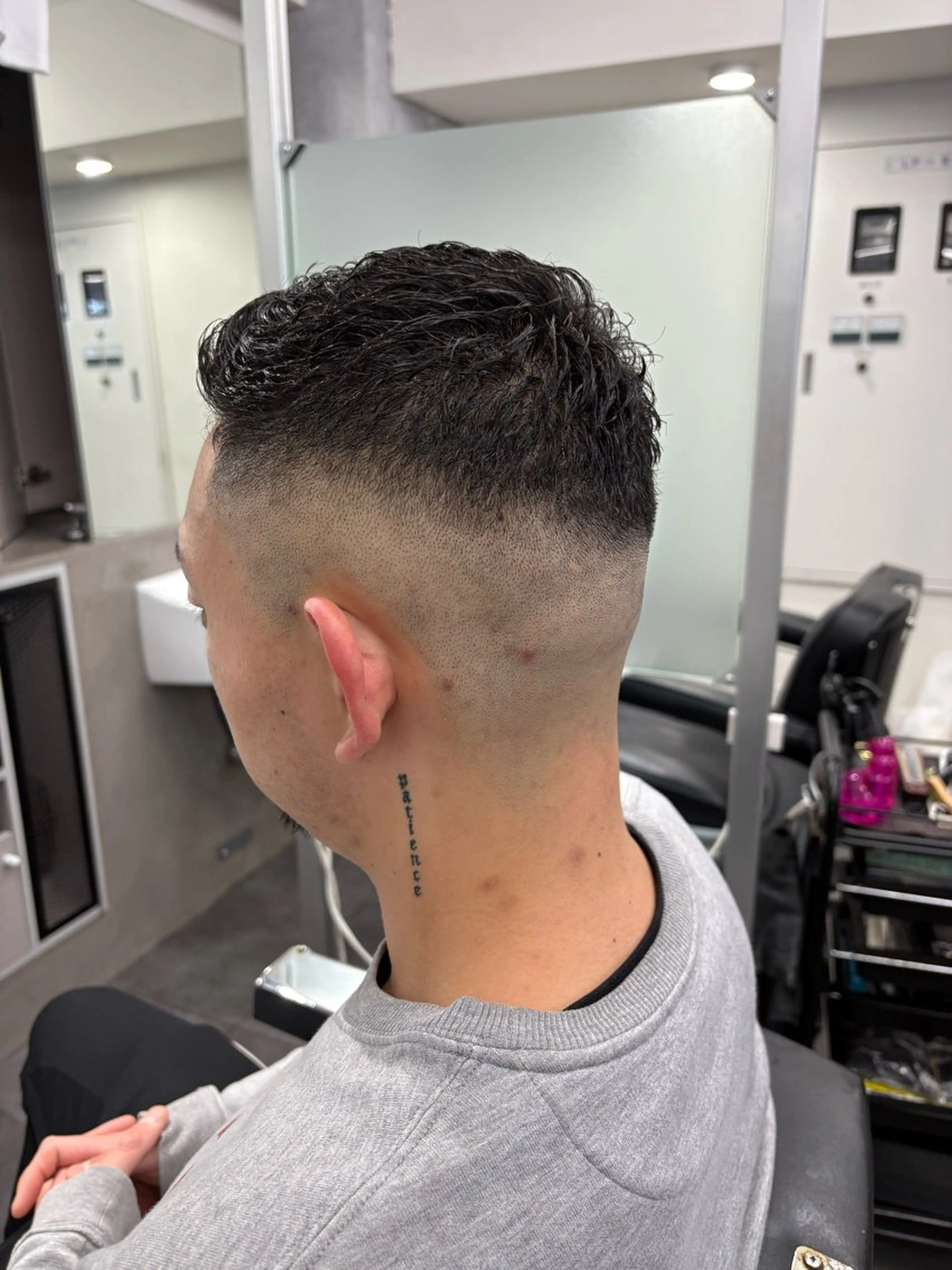 ショート メンズ カット パーマ 本間 颯太のヘアスタイル