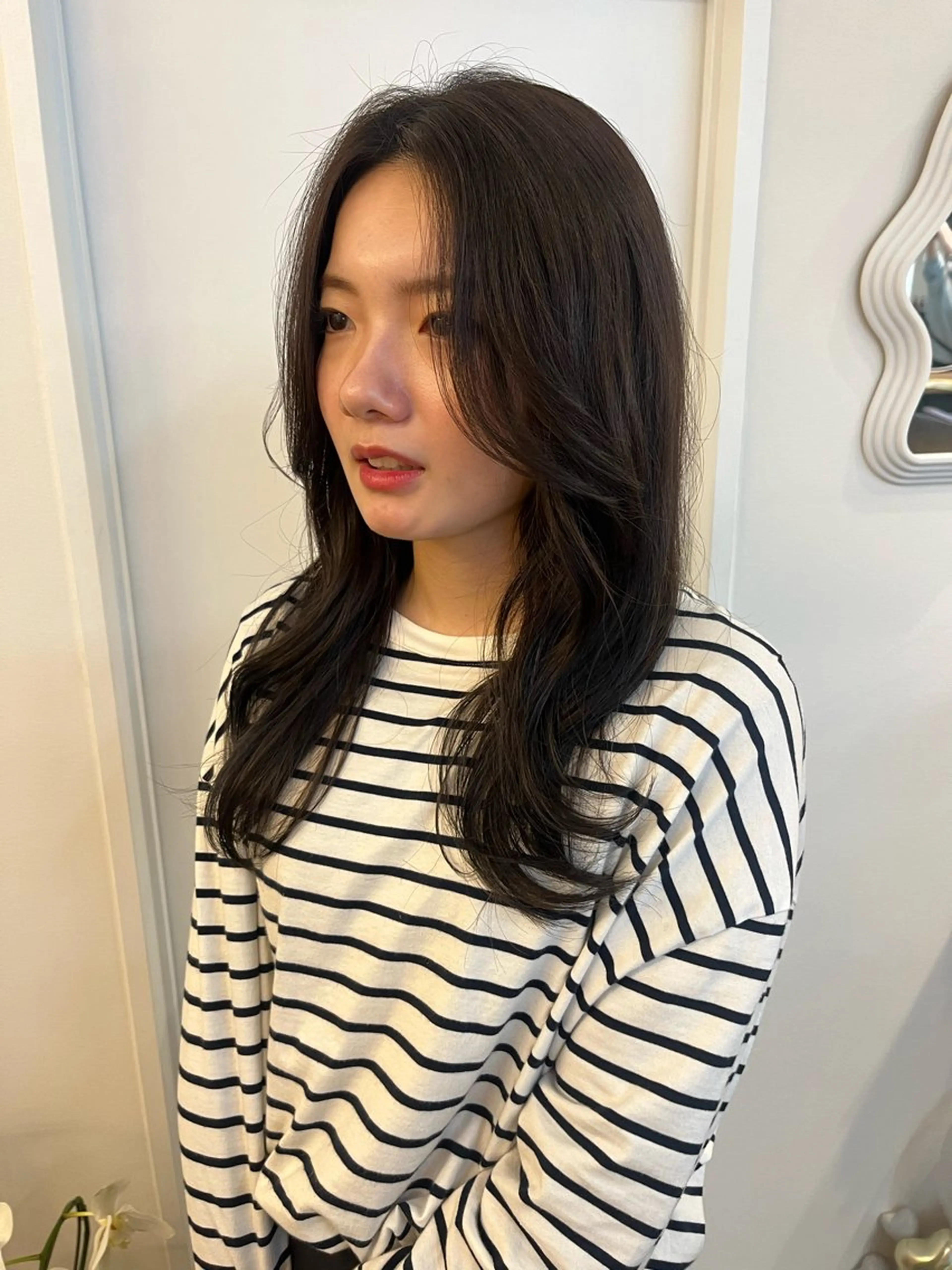 ロング カラー 透明感カラー グレージュ レイヤーカット/韓国 ヘア/ honokaのヘアスタイル