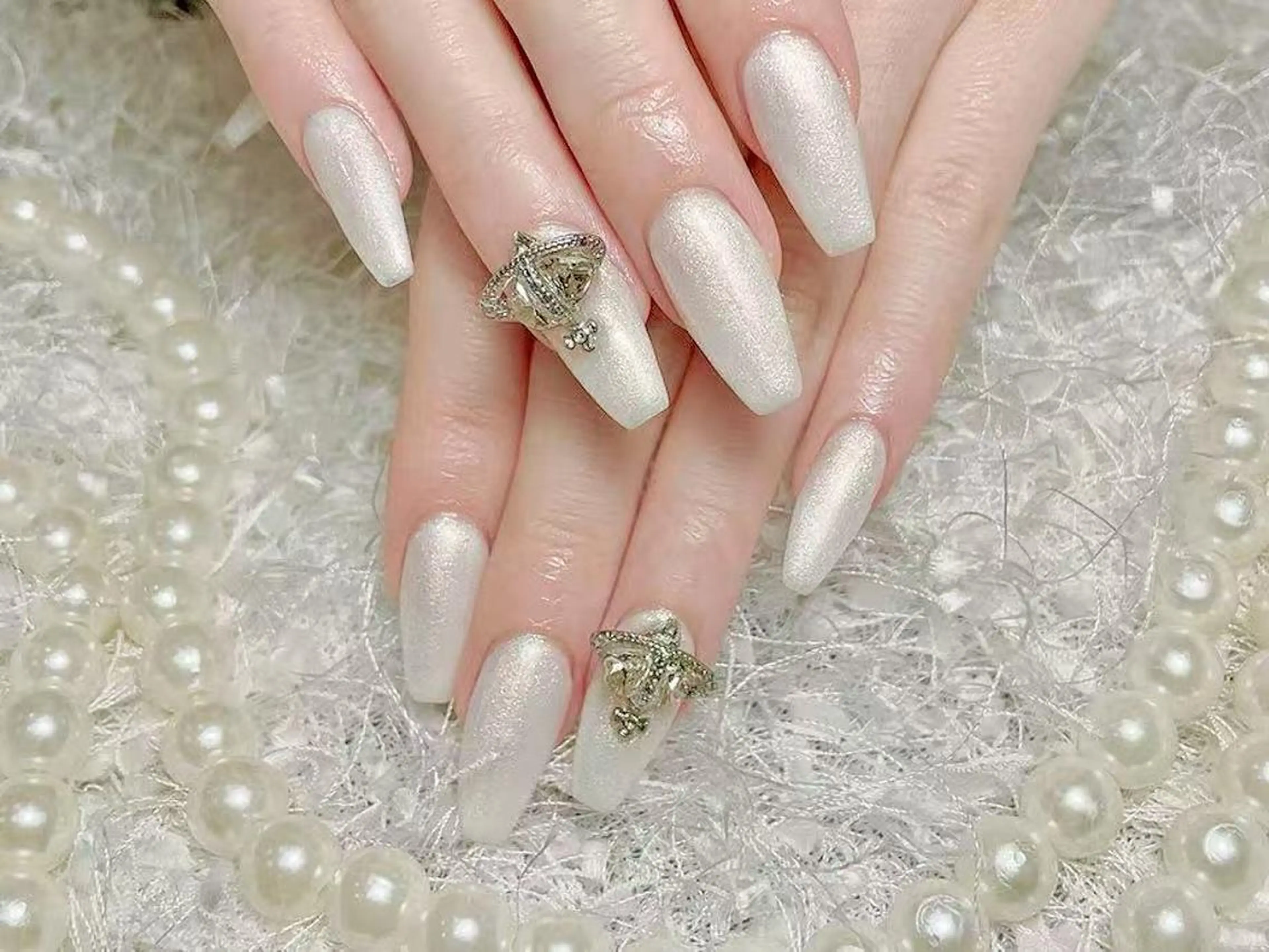 ネイル アートネイル オーロラネイル チークネイル 成人式 長さ出し ナユキNA.YUKI 渋谷店のネイルデザイン