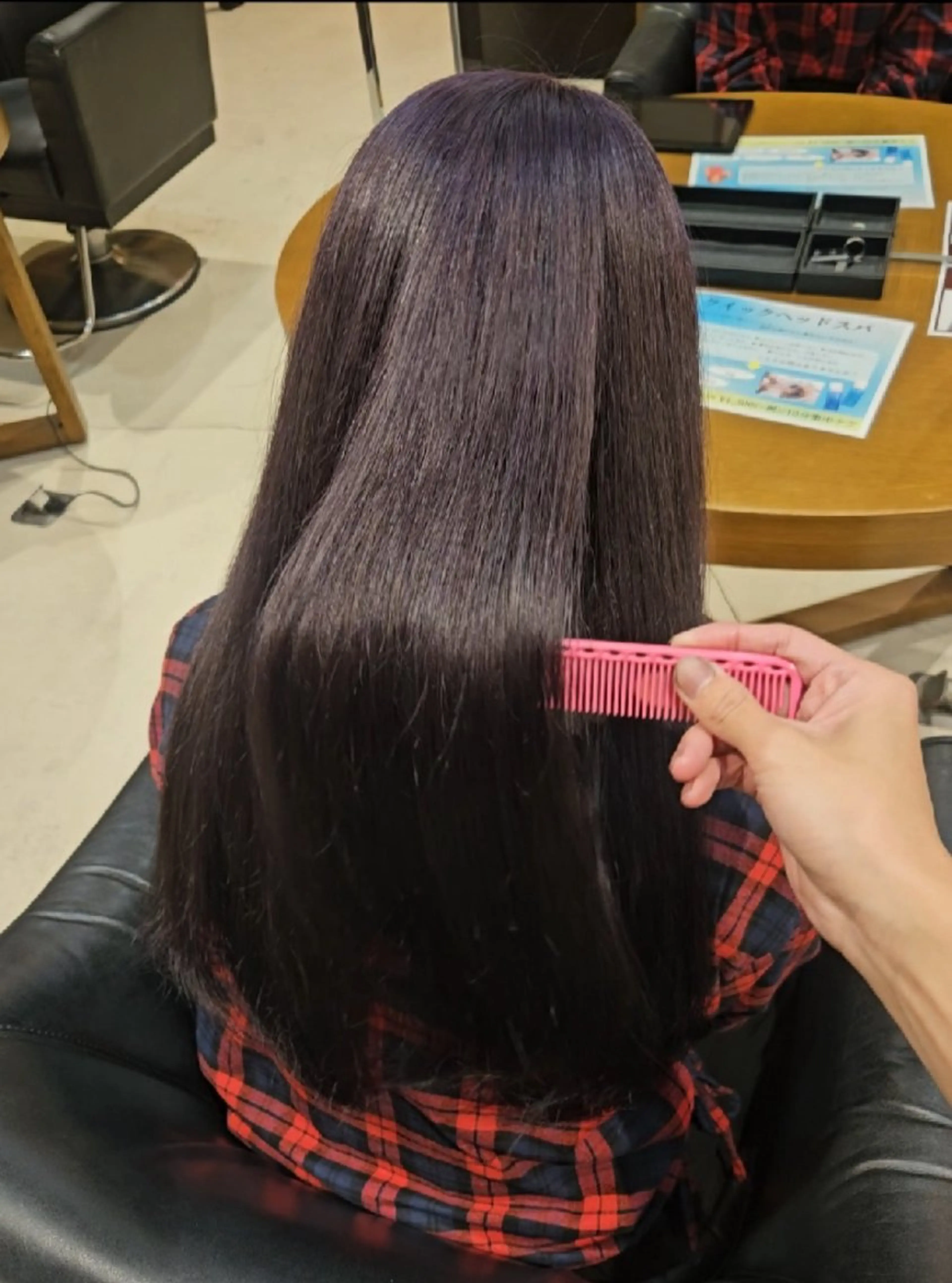 セミロング カラー ブリーチ ダブルカラー インナーカラー ラベンダーカラー 髪質改善 馬野郁土 Uhair 本山店のヘアスタイル