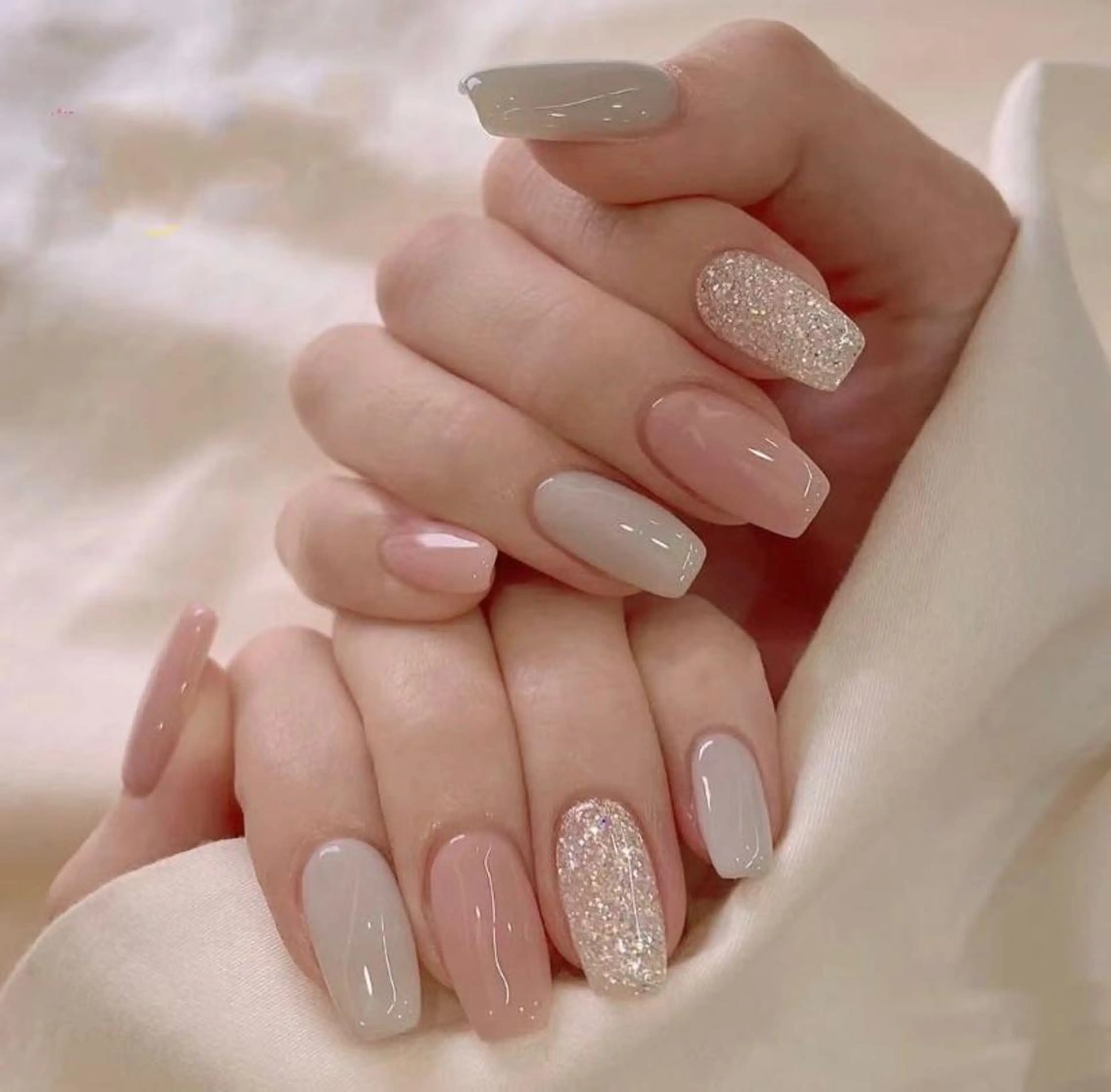 ネイル RAFFINE haru🦋🩵のネイルデザイン