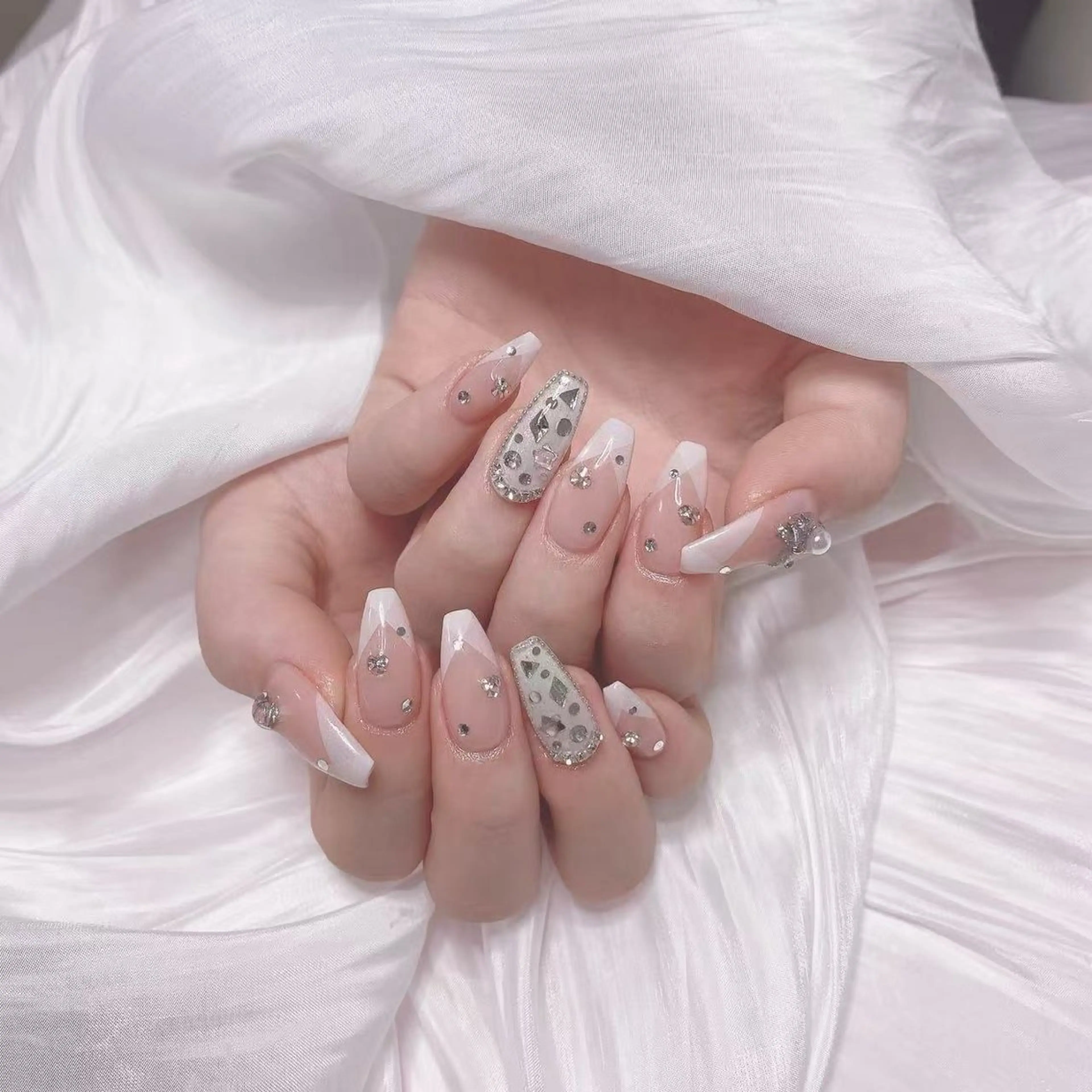 ネイル ジョリ kasumi🌹💅のネイルデザイン