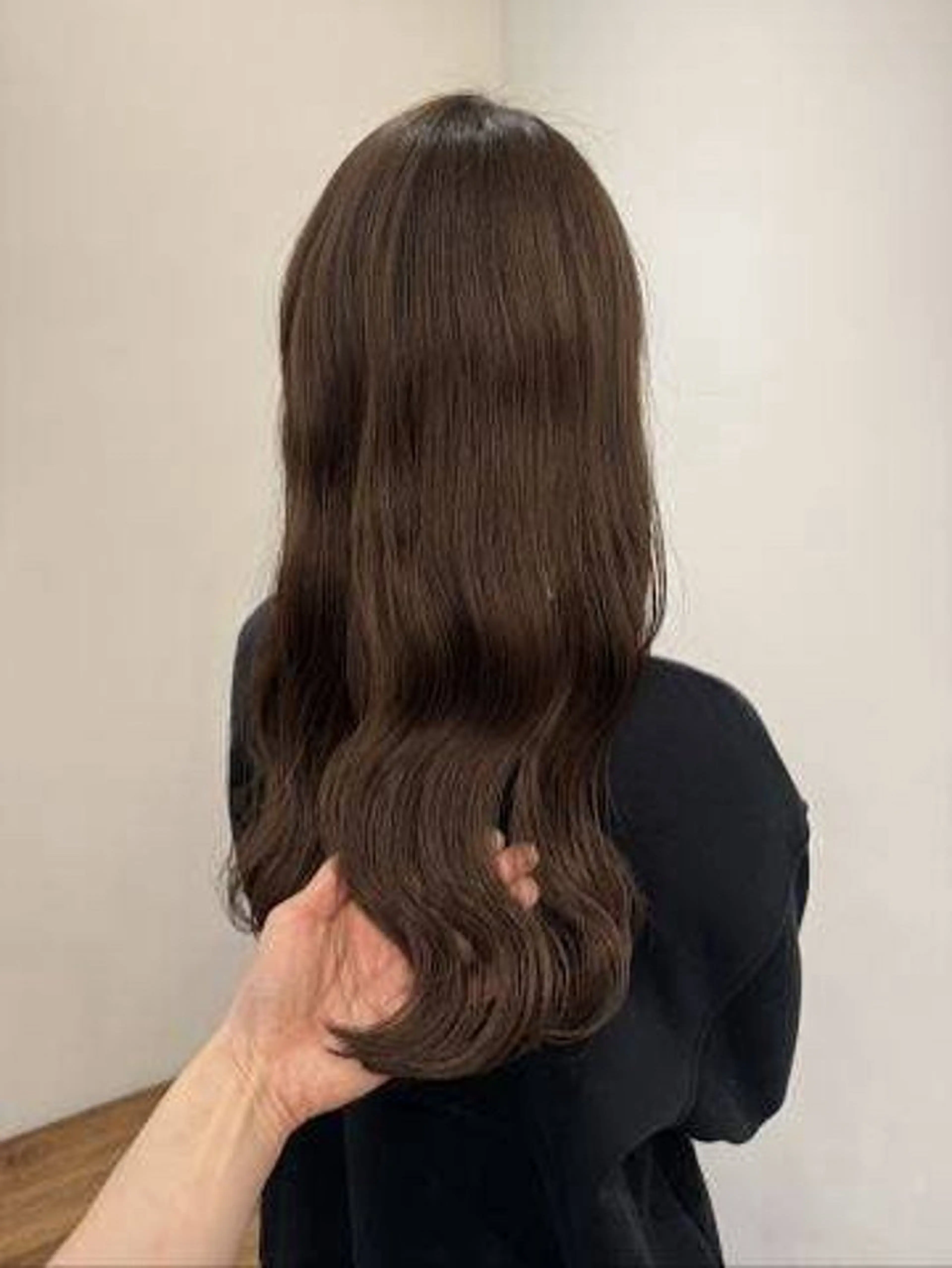 カラー 中田 和花のヘアスタイル